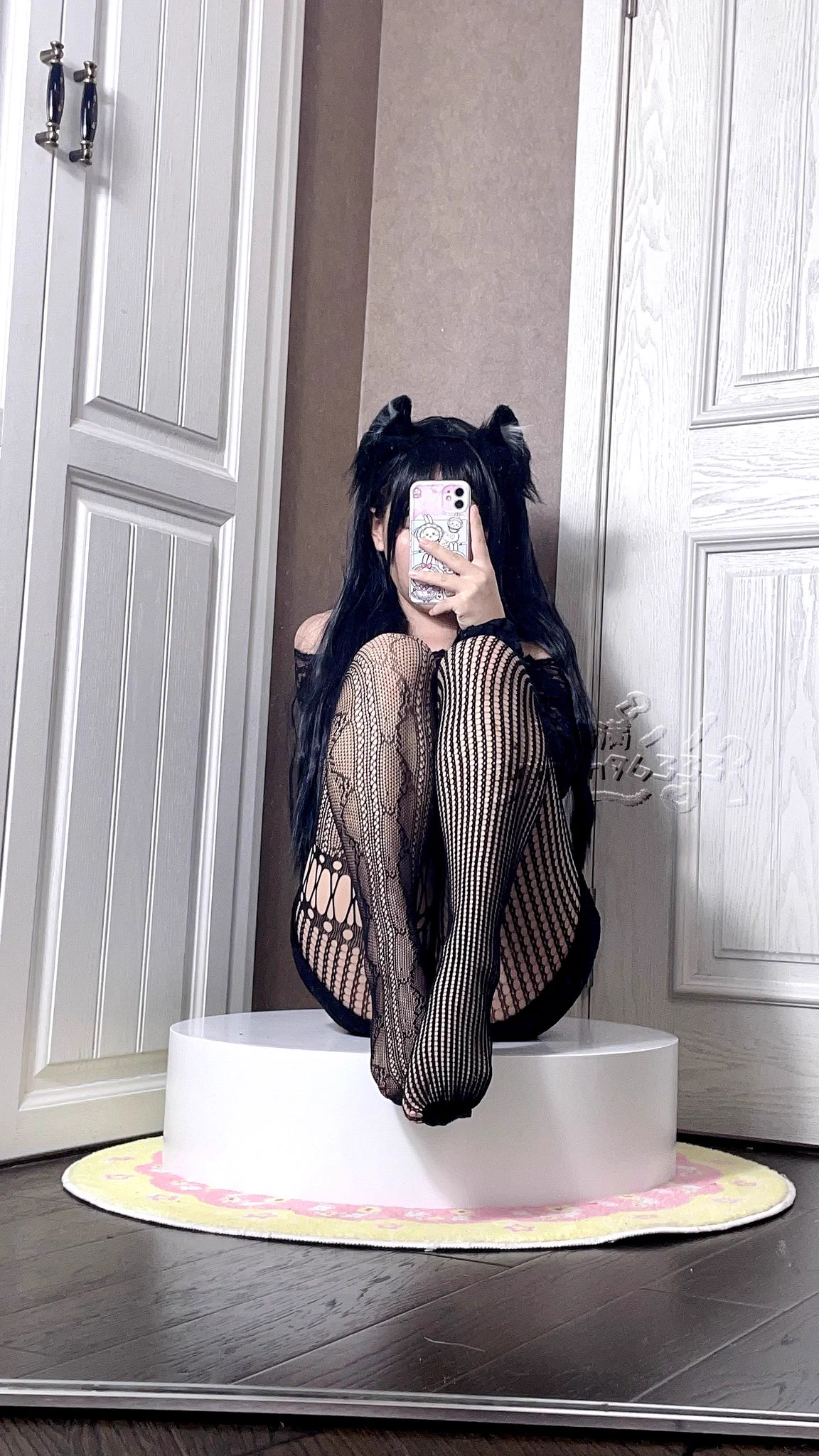 🖤❤💛💙💚💜🧡 
这种袜袜有喜欢的么，穿起来好费劲，折磨₍•ʚ•₎•ʚ•₎•ʚ•₎
 
@0xnmhs 
@cxb2b
@Xzhibb
#Crypto嫩妹会所 https://t.co/3wzZzONOtb