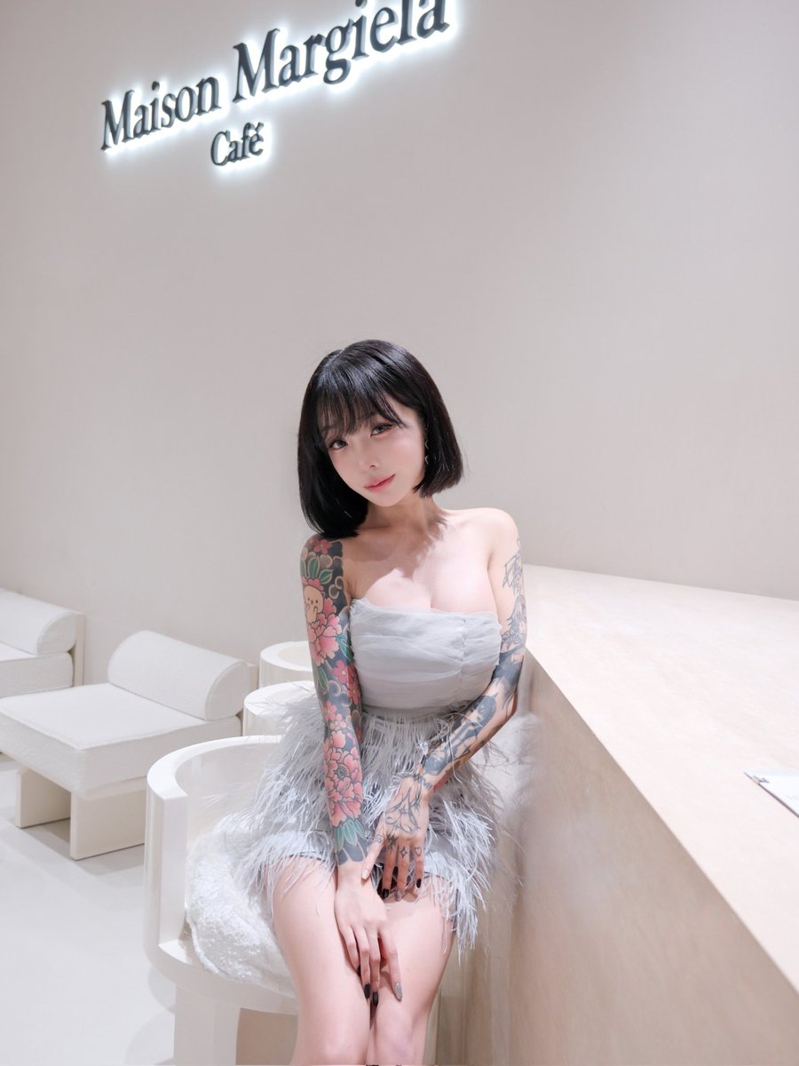 Good morning 💕💕💕 https://t.co/IKlNinp9xu