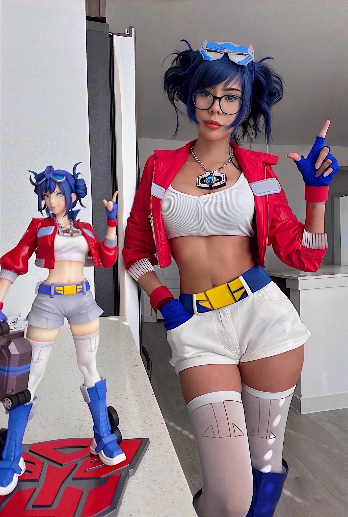 me or the figure? https://t.co/E2b3ovdHmy