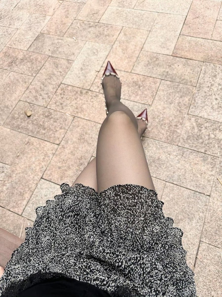 今天的熟女风铁灰色穿搭！ https://t.co/8m7Ic5Afps