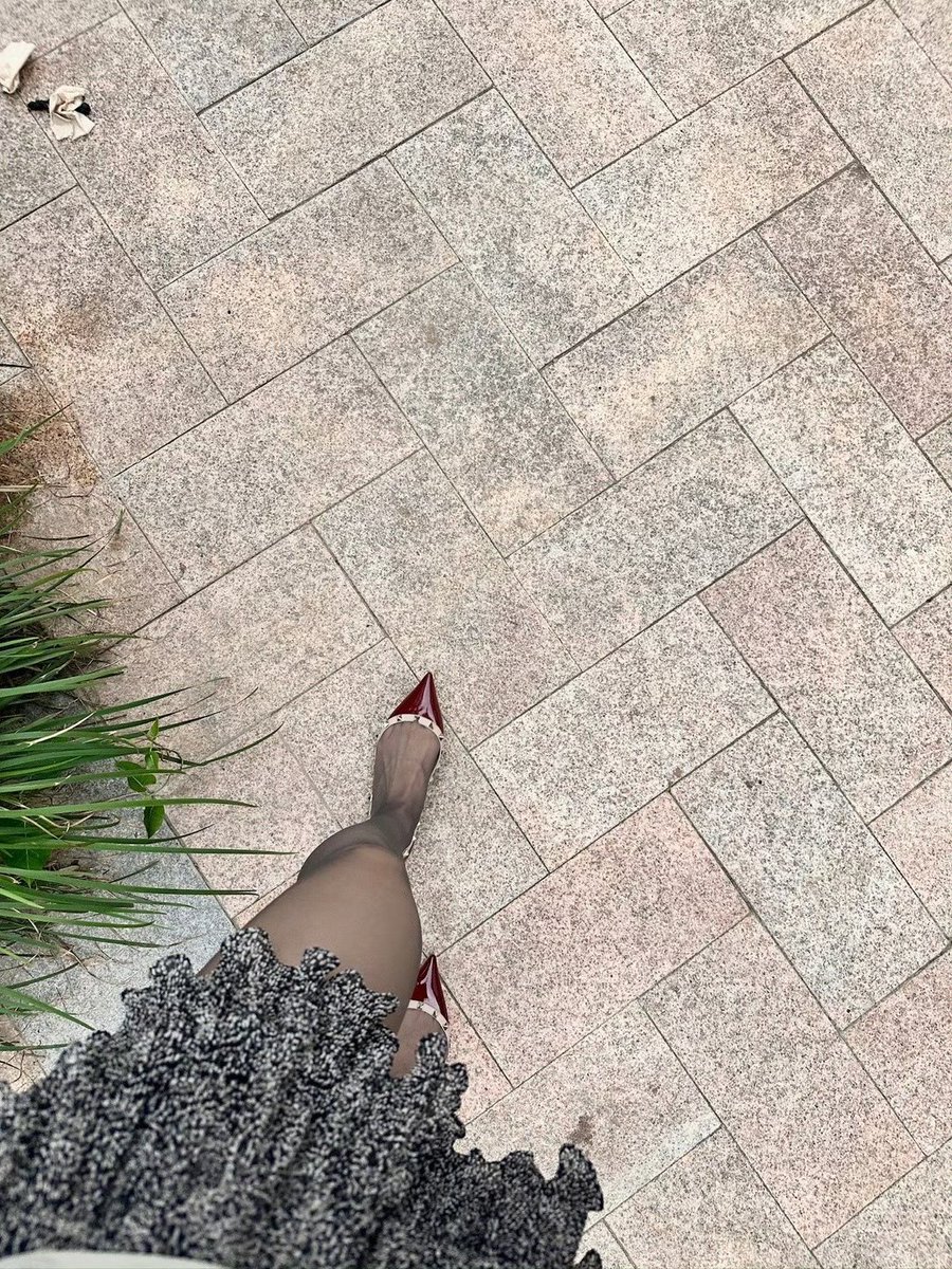 今天的熟女风铁灰色穿搭！ https://t.co/8m7Ic5Afps