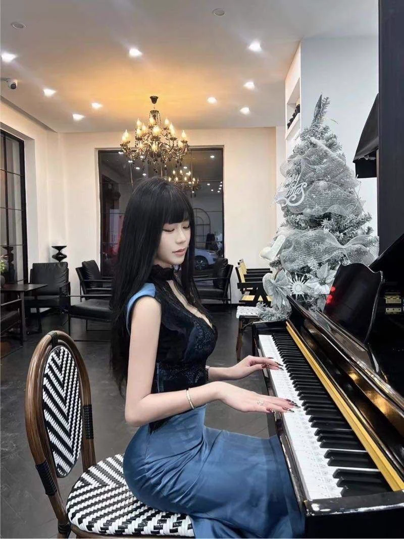 #南昌 • 身高/175✨ 胸围/真🐻38D✨ 体重/48KG 年龄05年
• 纯欲天花板级别、极品身材、 皮肤白、性格好 体贴人、让你欲罢不能的服务，给你女友般的感觉！

🐧 : 3958573800

🛰️ : WJmiqi666

看照门槛🚪100（永久有效）备注zfb口令🧧添加➕电报交流群👇👇👇
✈️ : https://t.co/gbkXLjCBdL https://t.co/3uSvc2LEkc