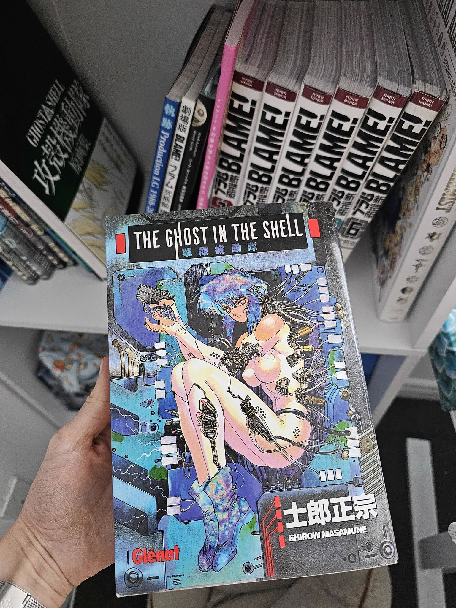 I AM SO GETTING HER 😍
The figure was only available to preorder in person at a Masamune Shirow exhibition in Japan until now!
I want to cosplay this version so bad, the figure is based on the first cover of the original GITS manga which I coincidentally been rereading lately! https://t.co/DKCVAOQFkG