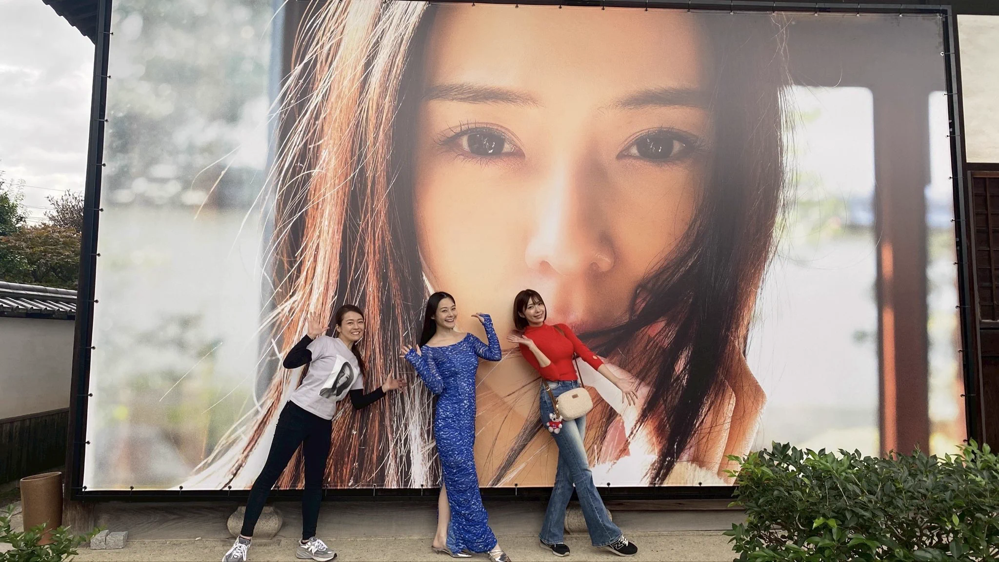 #寧々密会 写真展もうすぐ始まる！

吉高寧々🍆さんがはじめて展示を見る！？
吉高寧々🍆さんが人気のYouTuberとコラボ！？
⬆️近日公開予定‼️‼️

つばさ舞チャンネル📺
https://t.co/J0vyoNqBGt https://t.co/DunAy9t1Oj