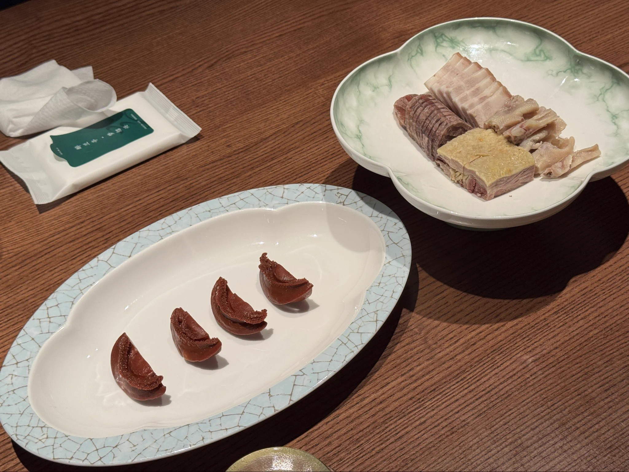 和老婆出门玩🥰 https://t.co/Eiq2EWfTwW