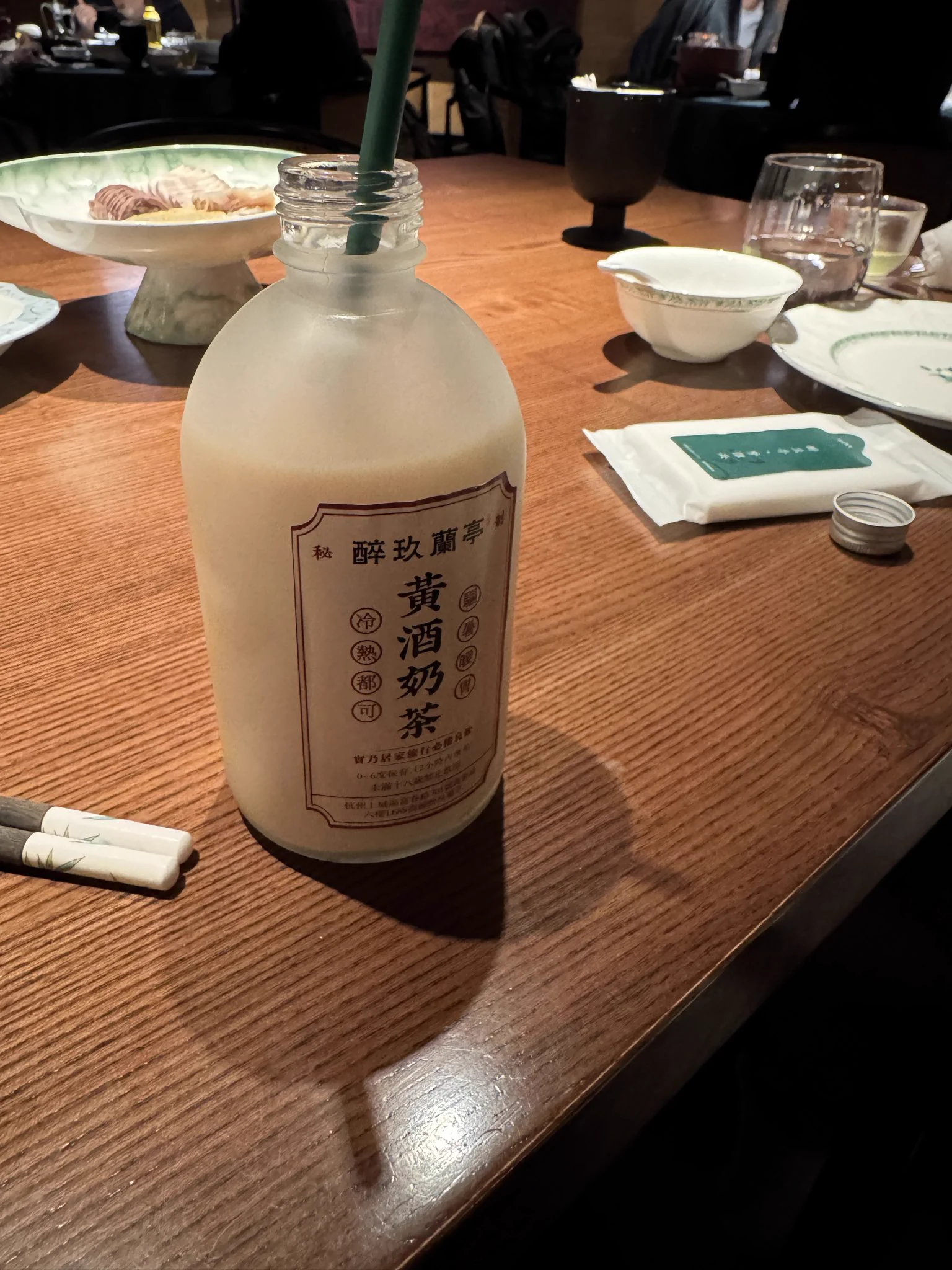 和老婆出门玩🥰 https://t.co/Eiq2EWfTwW