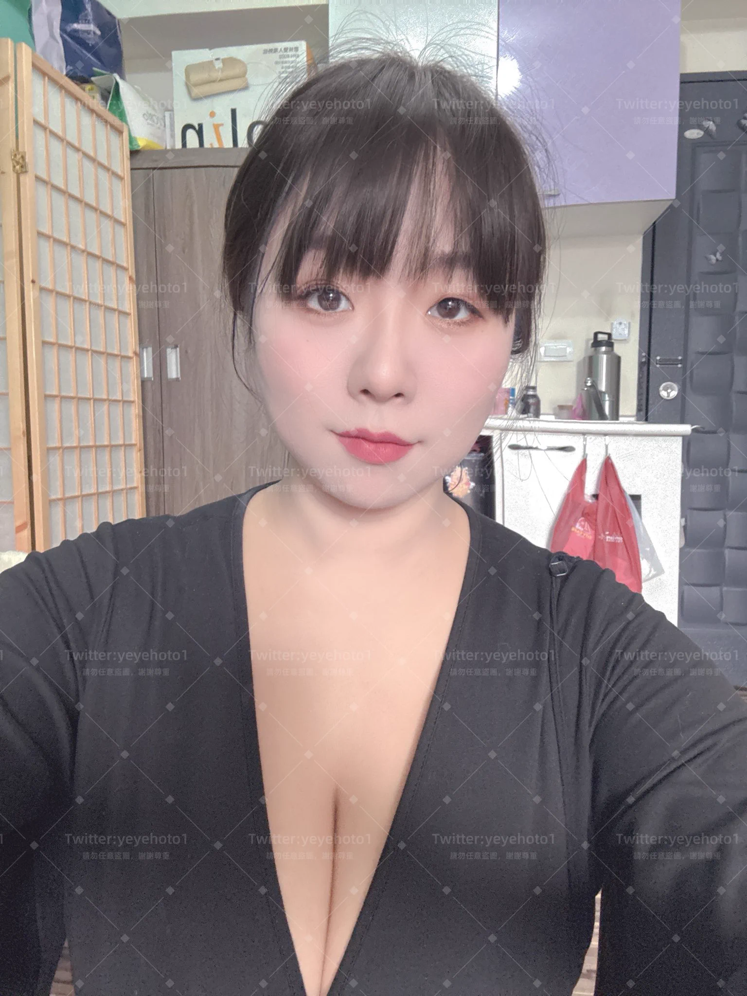 最近走一個溫柔婉約形象
但實際是一個很天的狀態
#大家早午安 https://t.co/Jt4XCvvhZM