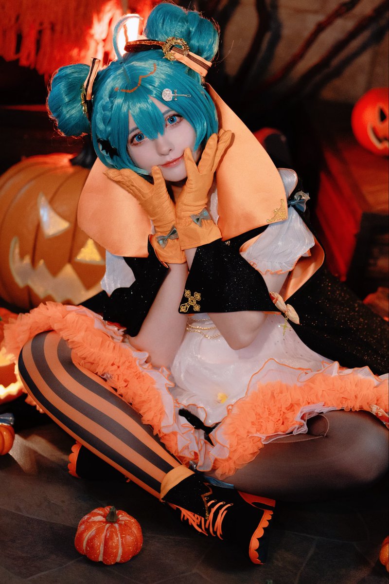 10月19日、この日曜日に撮影会に参加します！🎃
ハロウィンの写真やチェキをたくさん撮りましょう！
みんなに会えるのを楽しみにしています💕

https://t.co/A4SrBYsa3T https://t.co/O9d88y1krj