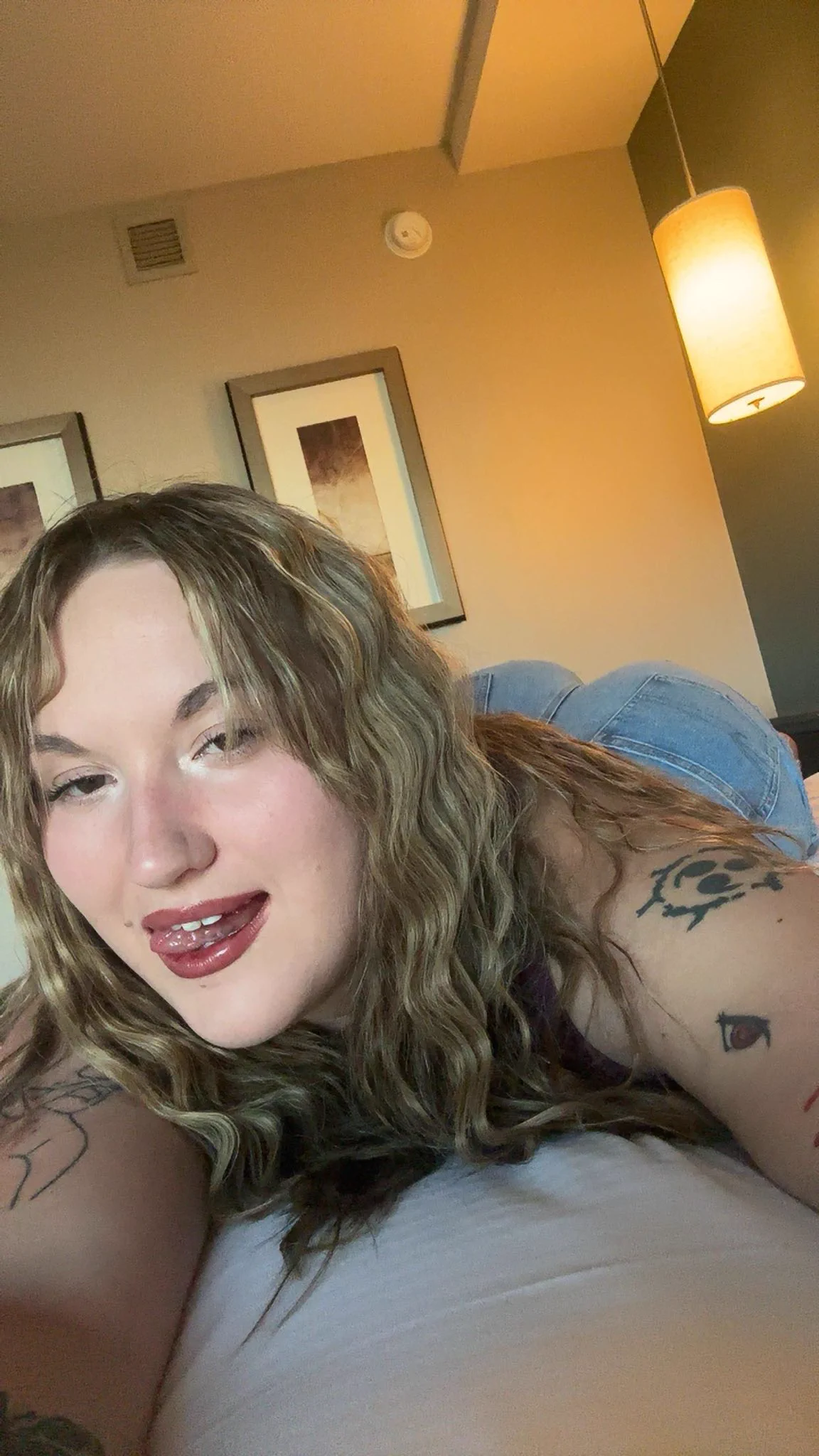 wataa 🍑 https://t.co/Fvlcr5Y02r