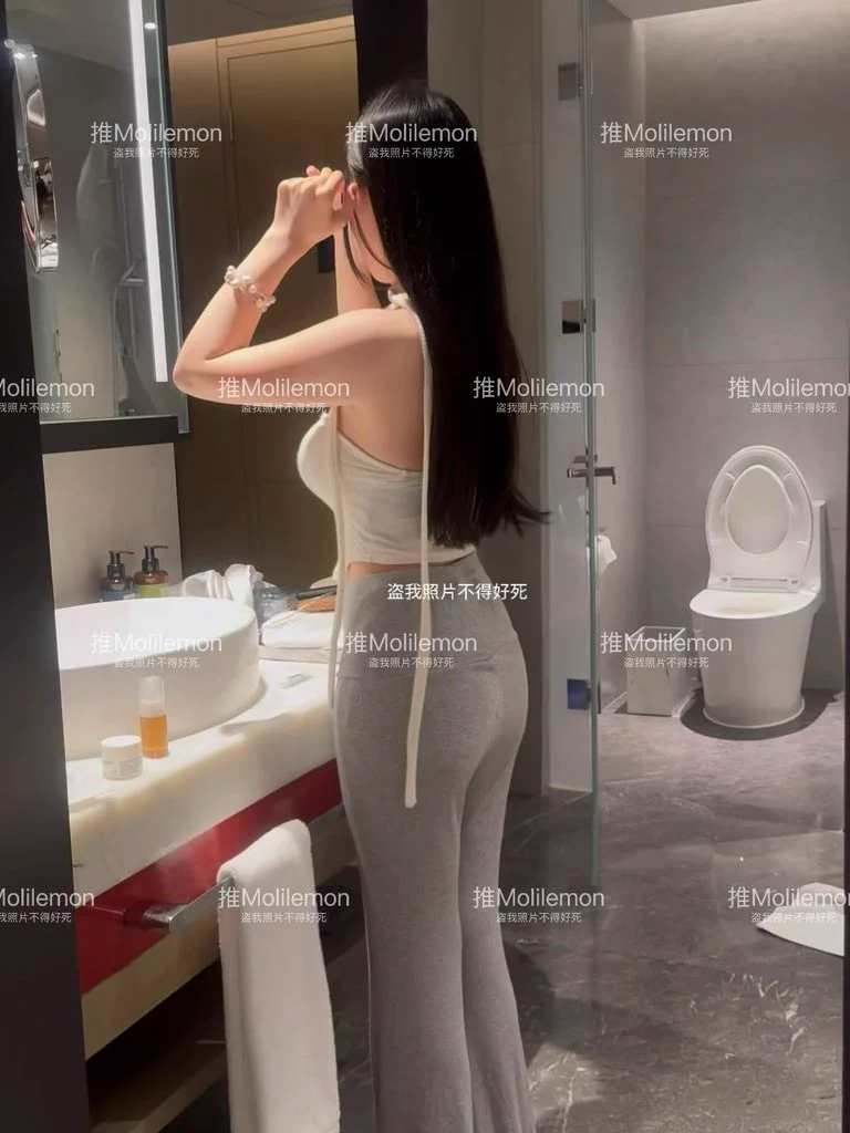 上次门槛哥给我抓拍的 https://t.co/vDsPagTp2Z