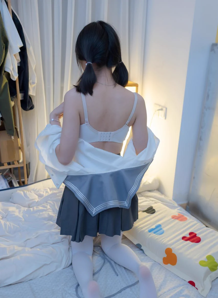 前面or后面，选吧 https://t.co/YZsxZLIPd3