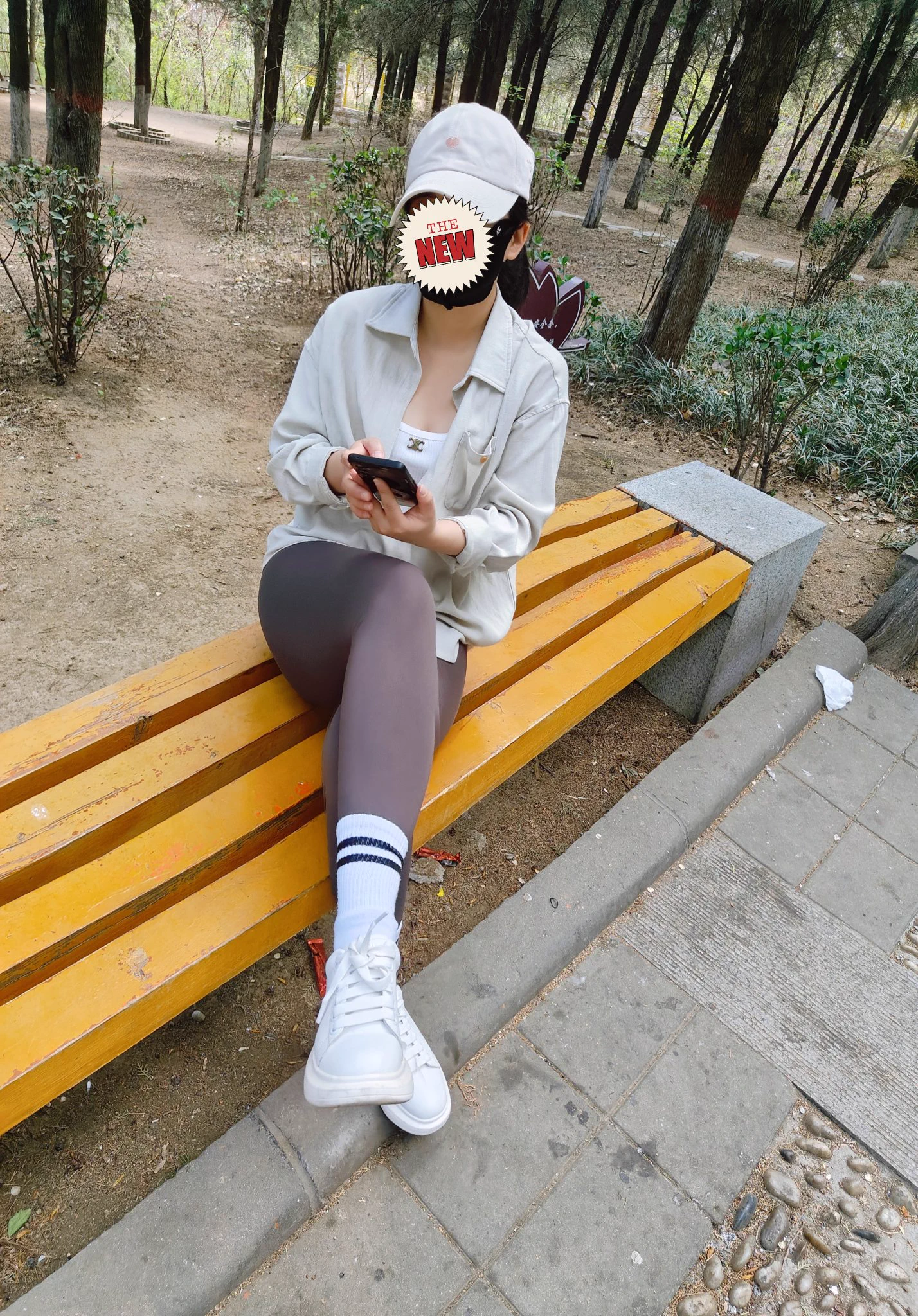 不穿内裤直接穿瑜伽裤摩擦的感觉很刺激
#露出 #户外露出 #瑜伽裤
@Public_Catgirl1
@luchu888888 
@wqganenshi_
@tbzt2024
@007share https://t.co/fNOUlnpaRG