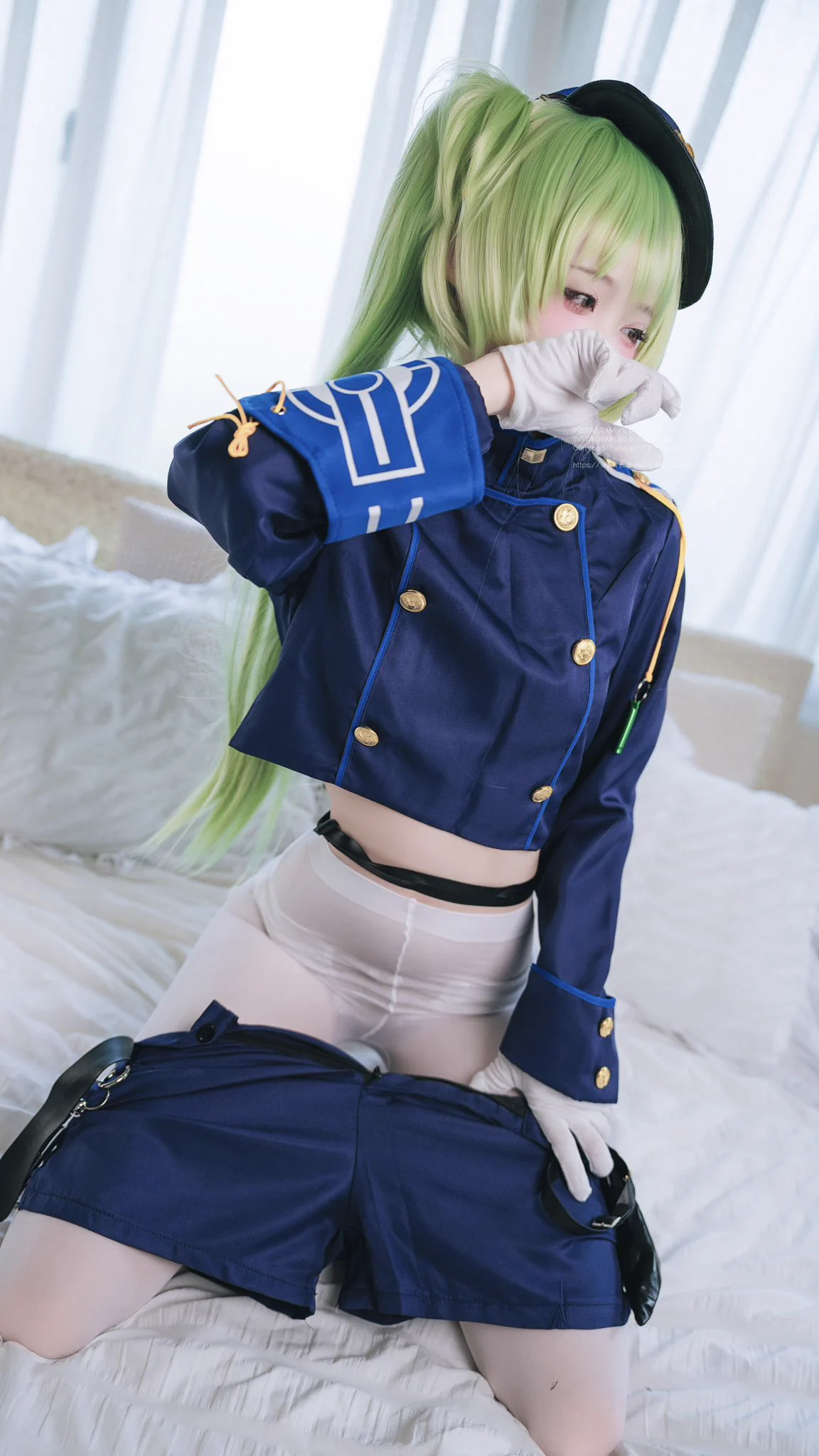 A__A
 ( •⤙•  )
(🍊٩  )੭ https://t.co/a1VL36gziX