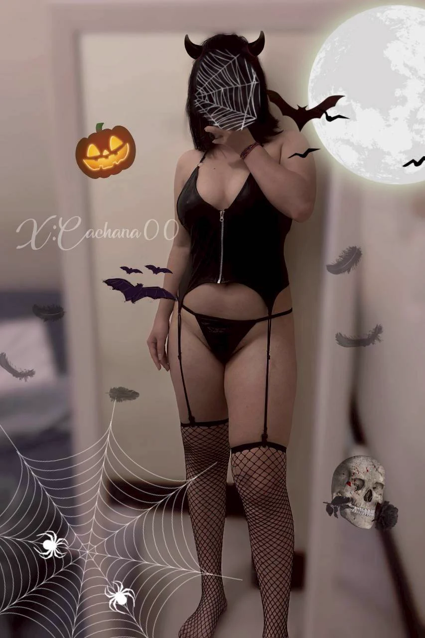 萬聖節要來我家玩一週嗎？ https://t.co/pVe5Sr1in6