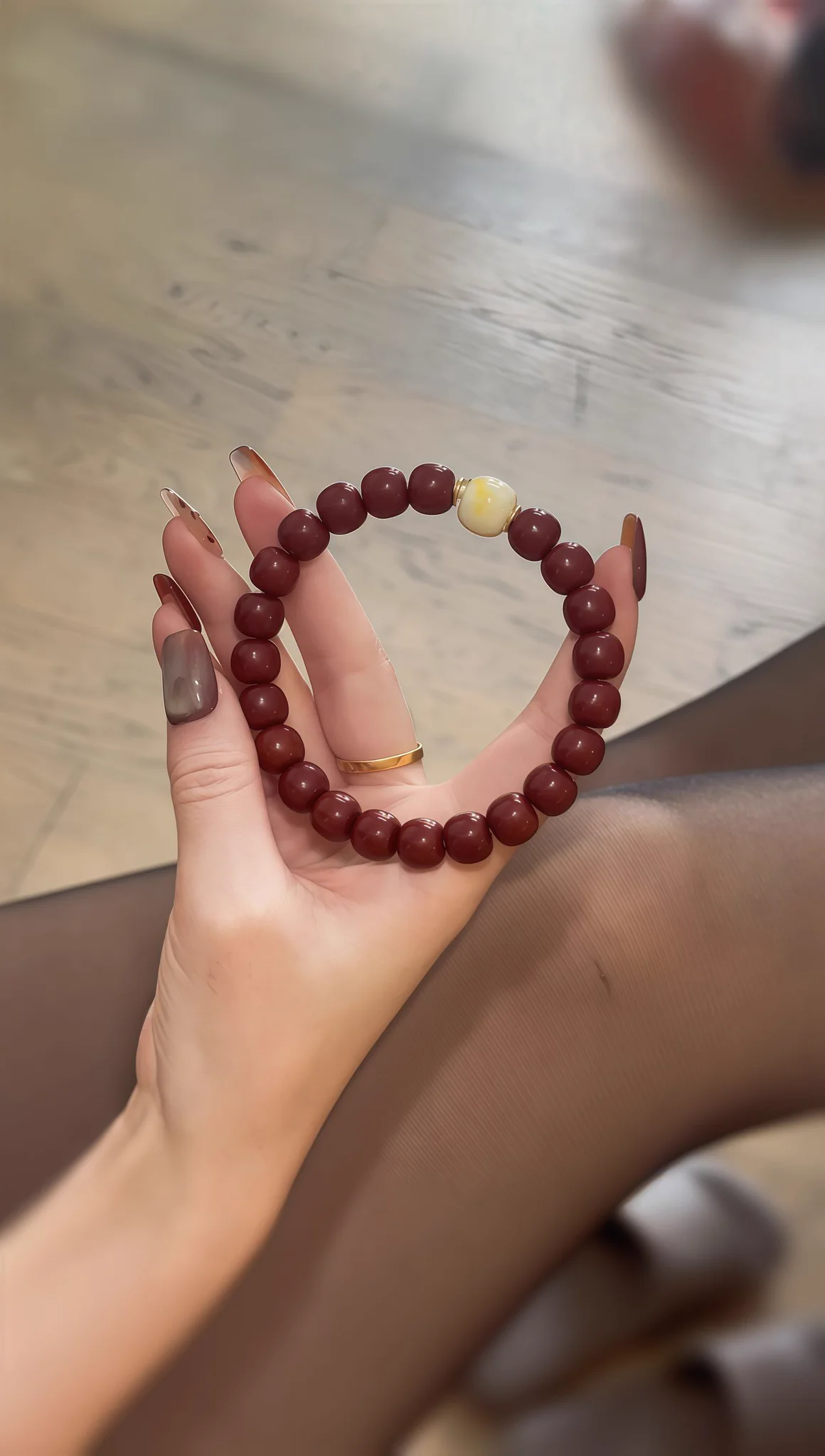 有喜欢邪修丝盘的吗？ https://t.co/7dyx8kGfX6