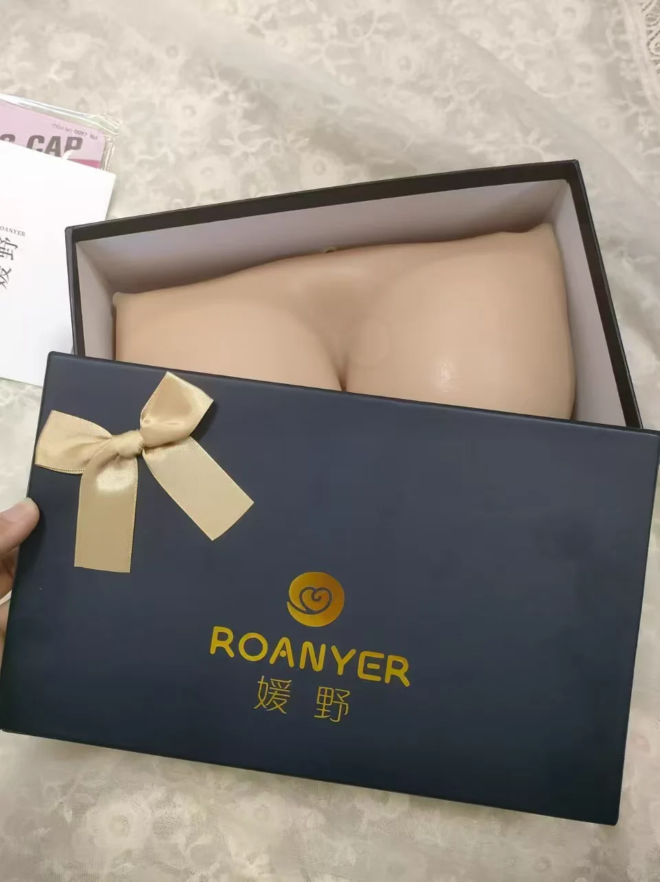 向大家安利一下我今年用得最多的假奶😋
@ROANYER8 媛野的八字胸系列
我选的尺寸是H罩杯。主包胸腔骨架很宽,这款外扩式假奶非常完美地在视觉上起到了平衡作用!
现在他们双十一有活动,史低五折起哦~ https://t.co/OT8PD2ILMA