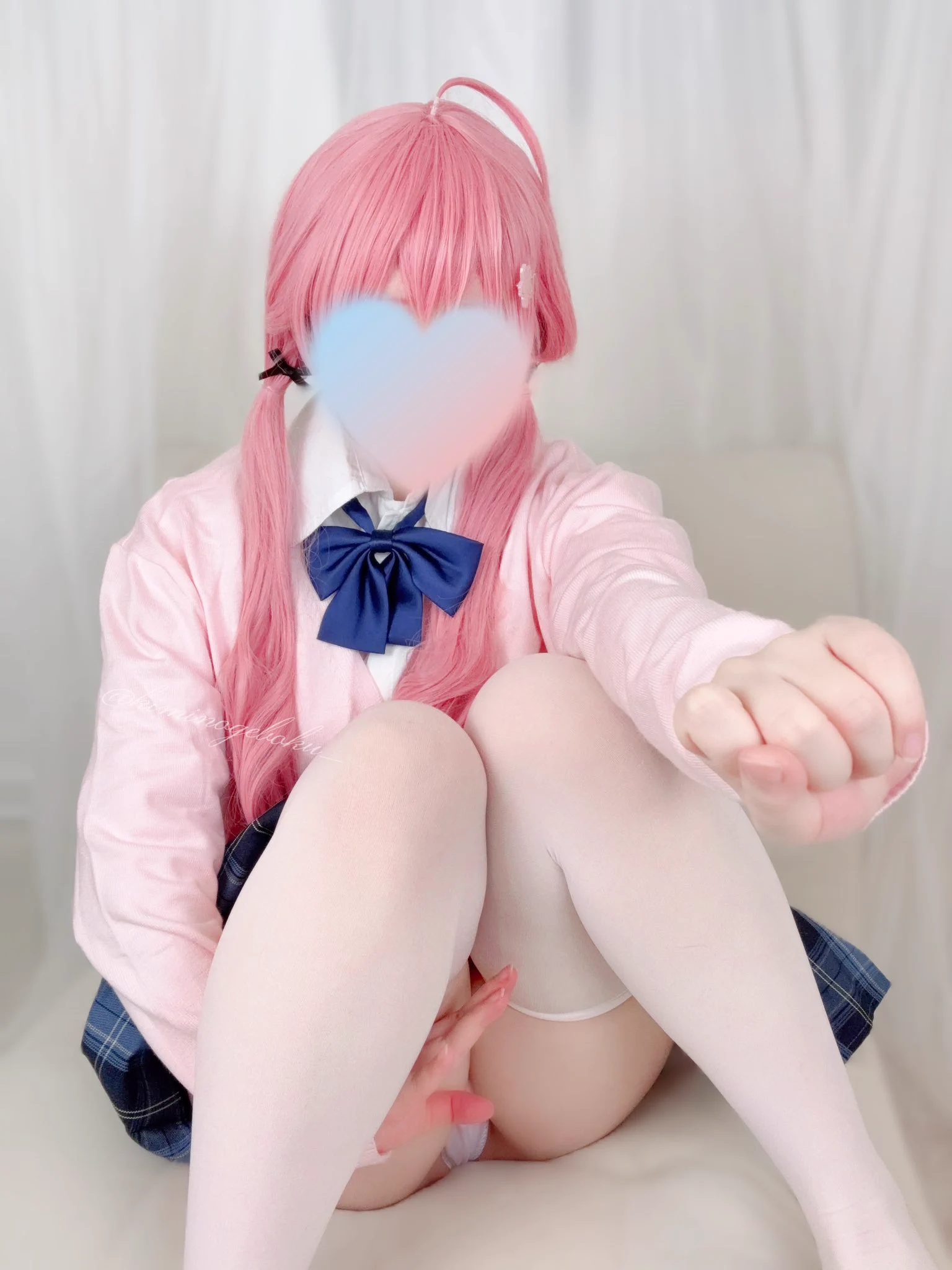 どこ見てるにぇぇぇ🐱 https://t.co/XrjT79oGAo