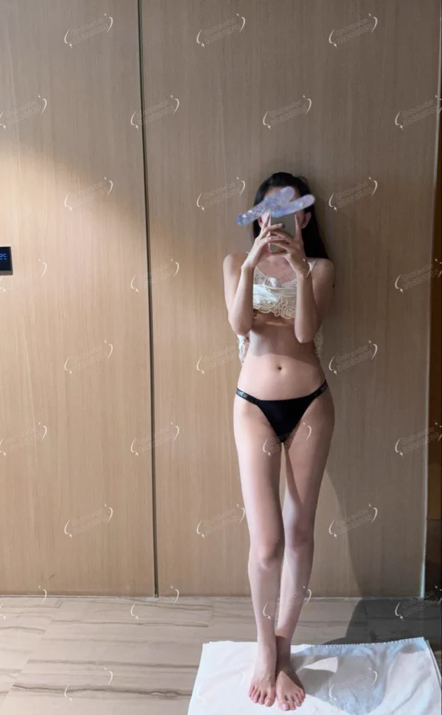 是因为胸小你才不喜欢我嘛🥹
@xyberdolls @xybereum @xyberlabs https://t.co/DN5R4iOqxH