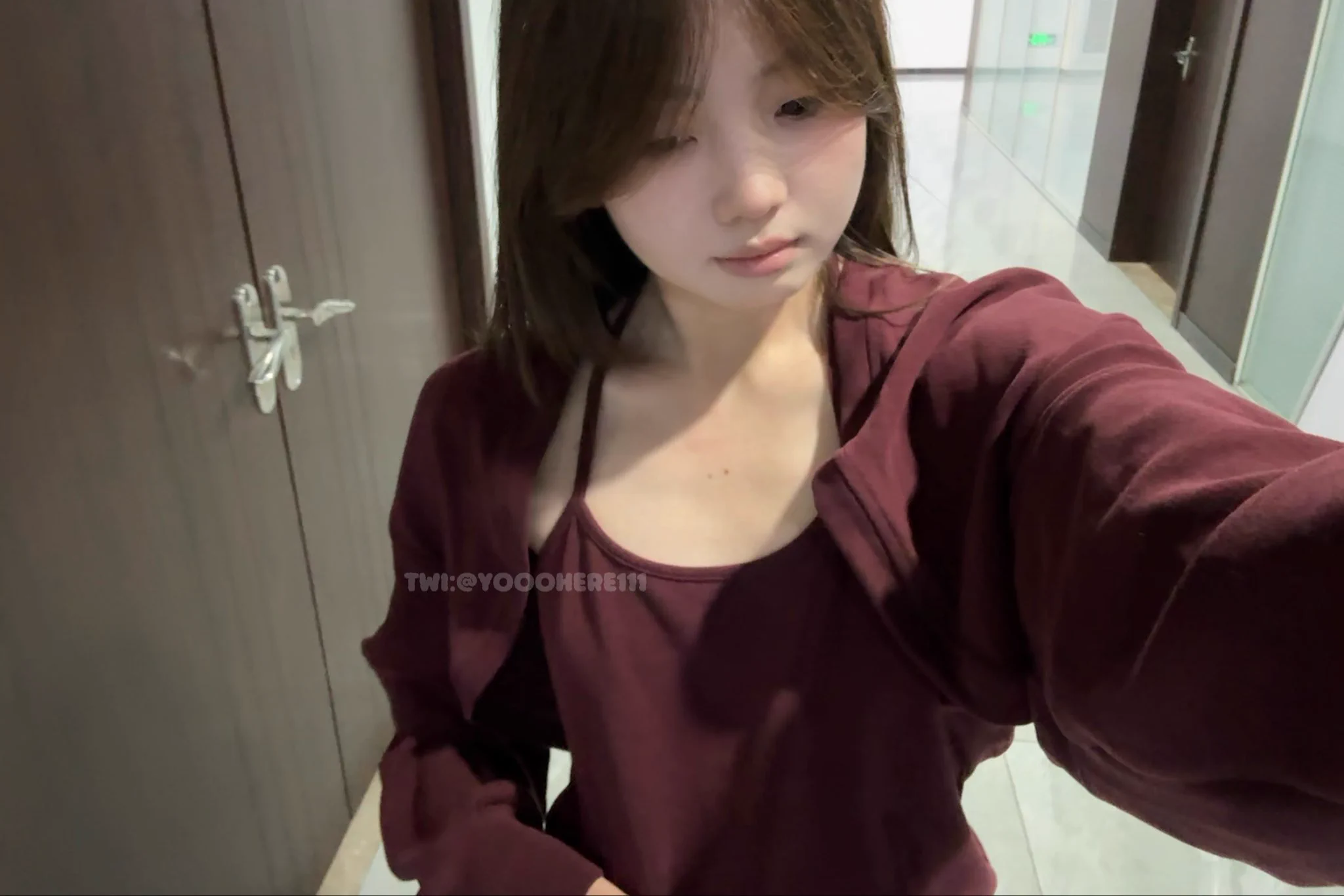 这衣服真挺显白 https://t.co/897PI2cOOJ