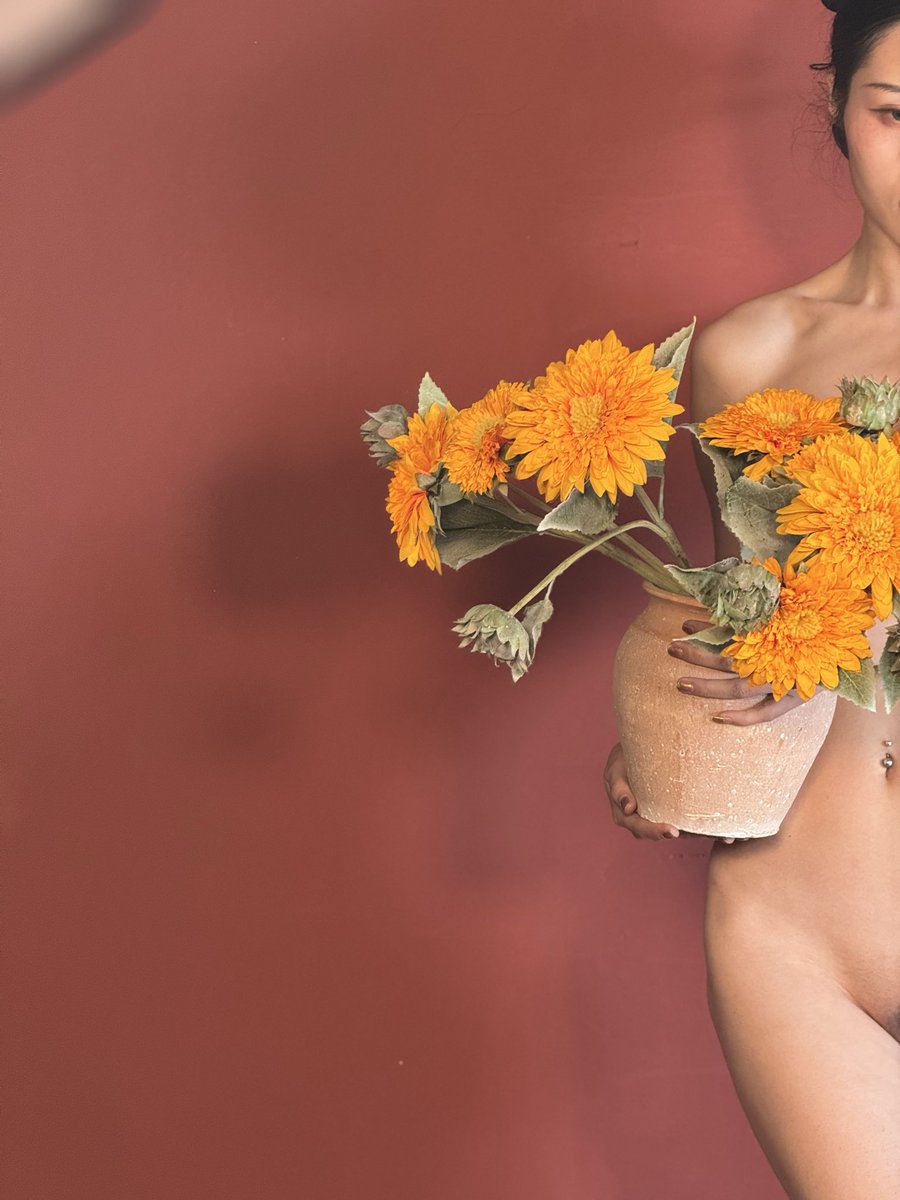 一直觉得人体比私房好拍
私房更容易让人想入非非
人体一目了然瞬间没有欲望
#卿制人体 #私房寫真 #福州约拍 

感谢转推📬：
@Fengsiyuan
@wqganenshi_
@tbzt2024 https://t.co/BlKHj0Upkz