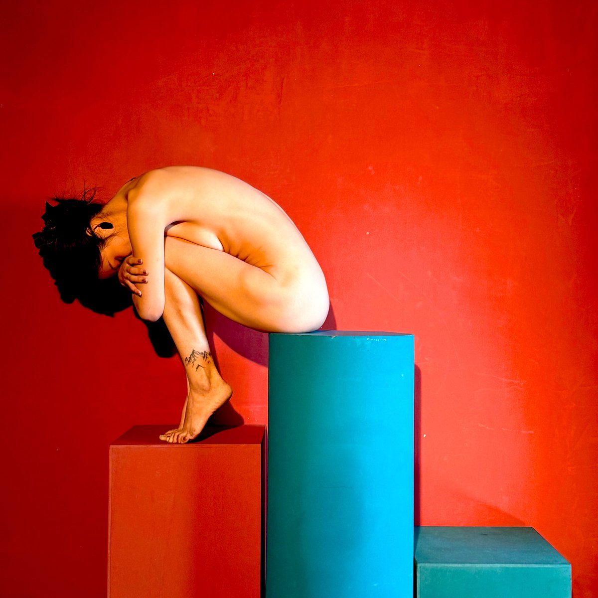 在这个圈子里
人体模特只是被消遣的工具
完全和能力无关
所以在他们看来：
人体模特必须经常换
新鲜就好
——这些年带中老年团的感慨
#摄影旅拍 #福州约拍 #人体艺术 

感谢转推📬：
@Fulishequ
@fuligc
@youluo09 https://t.co/tTXbmVsbRO