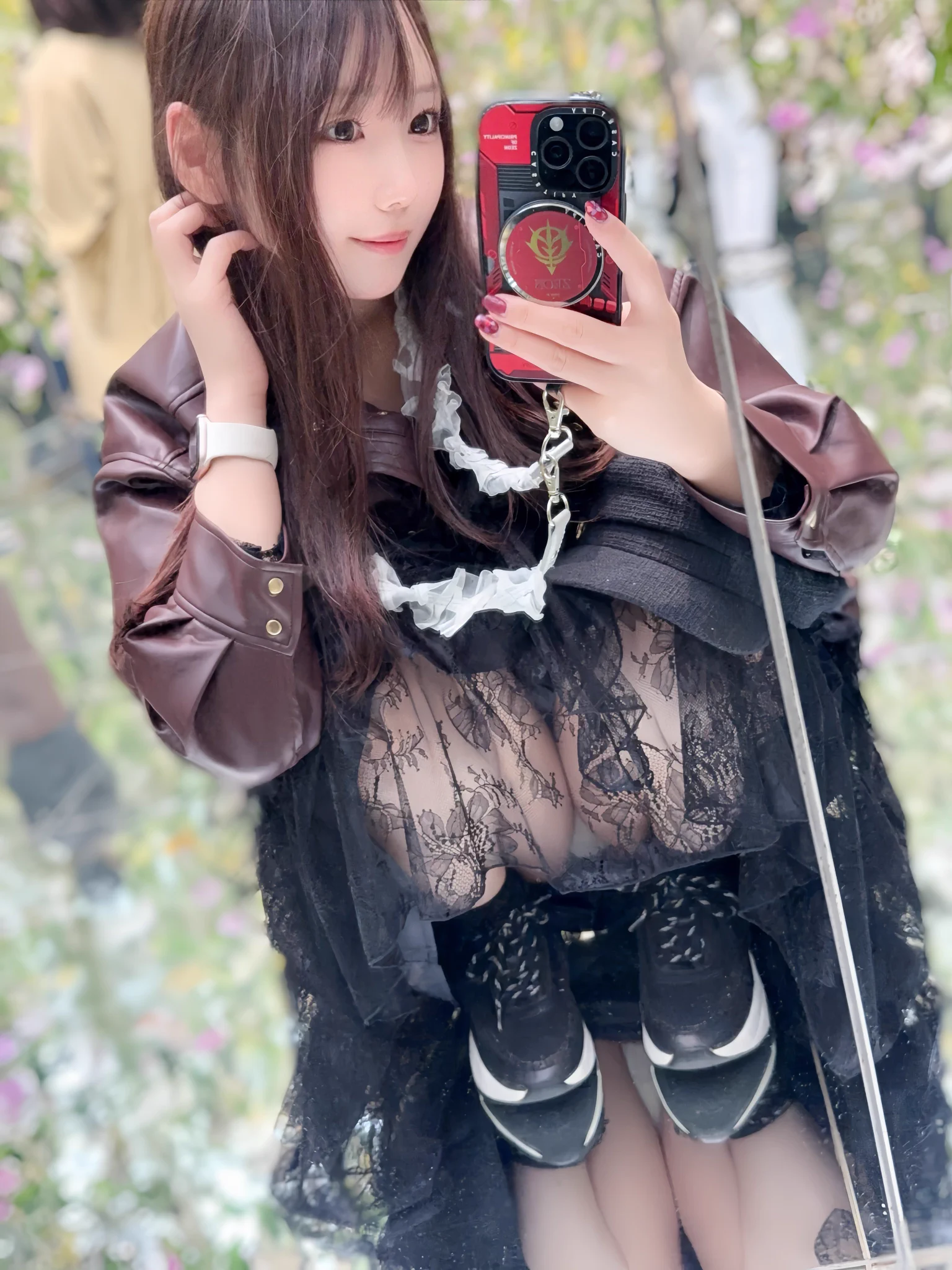 何色か分かったら将来老眼になりません！！！！ https://t.co/angPTjlRfl