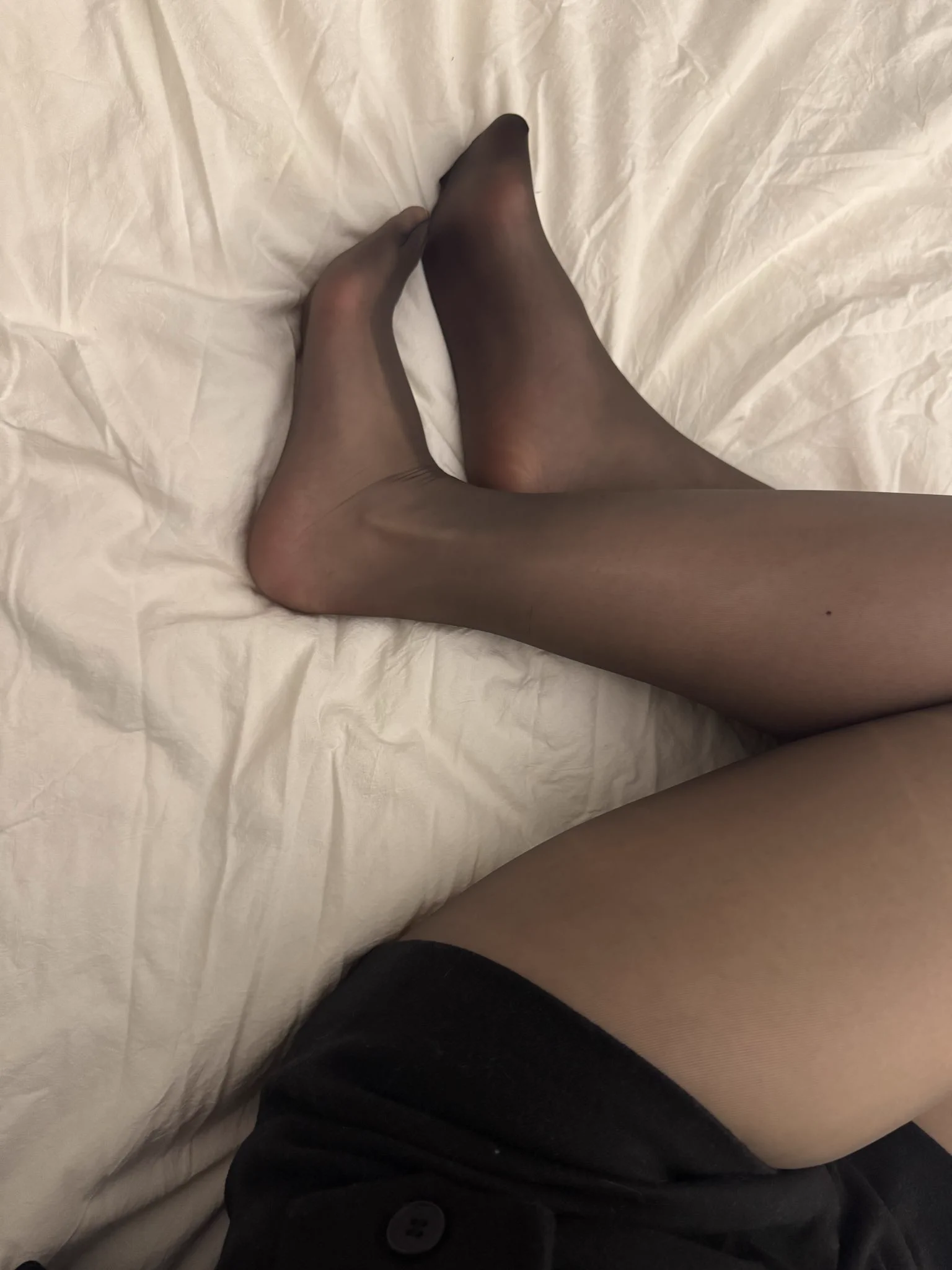 距离上一次被舔脚还是上一次 https://t.co/9hSCms9XYd