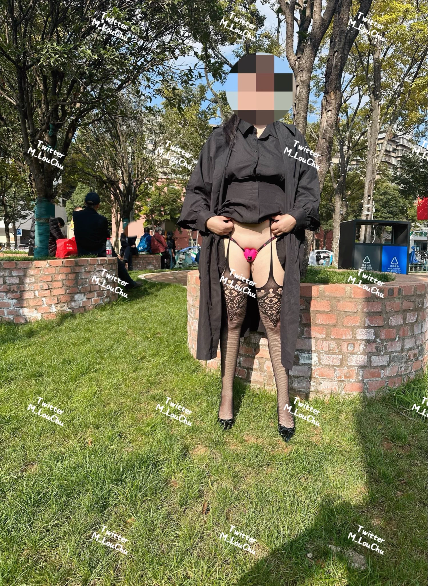 颜值这么高的小玩具还是第一次用，穿着它走在街上，一阵阵酥麻的感觉传来，小穴舒服的一直在流水！
💓：索迹吮吸玩具偷心2.0女性阴蒂高潮跳@LockinkOfficial

💕
@BBBBTTTCC
@SexytoGirl
@SexytoDoll
@sexytobaby https://t.co/tcYUlIfz7V