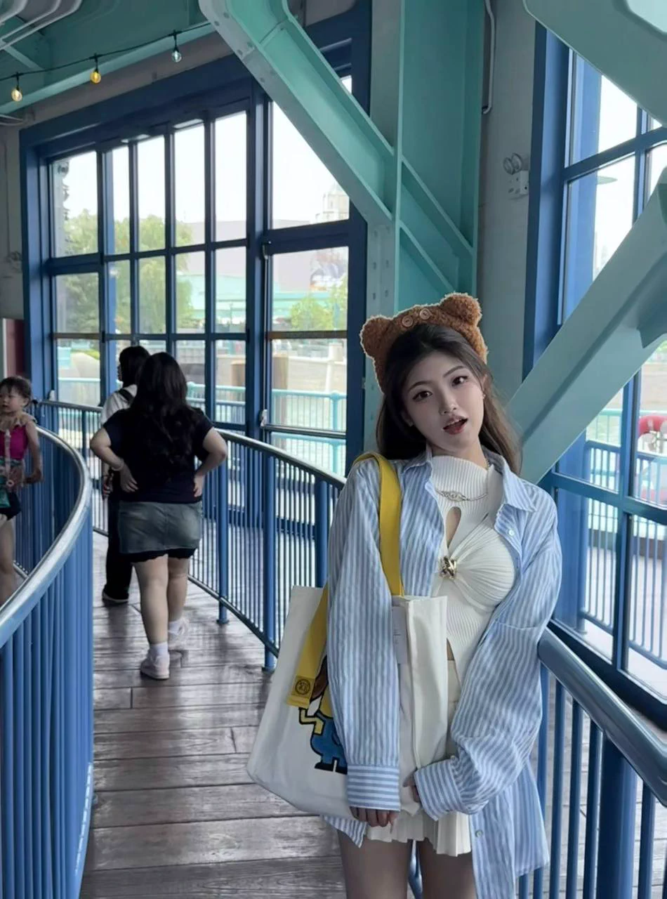 🟡妹团交友俱乐部💌✈️客服：https://t.co/R90yq6OKxF

妹团客服收到 #上海 #虹桥 21岁学生睿睿的申请，165cm，91斤，D杯，冷白皮皮肤超好无整，风格多样爱摄影滑雪健身！
她是个活力小仙女，带着点调皮说：“我每天拍美照滑雪健身，可生活费总不够买新器材和衣服，能飞其他城市欧澳日过夜！”
她自信说，“口OK，但不SM不无套不内射，姨妈不准！”她眨眼道，“期待一个暖心哥哥，和我一起滑雪摄影甜蜜时光！”⛷️ #妹团甜心 #找糖爹趣闻 #金主 #糖宝 #糖爹 #甜妹