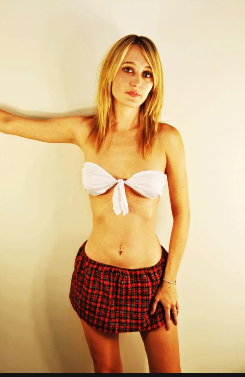 If you came home to me wearing this, what would happen next ? 🤔😉 https://t.co/Kwiq7xpdXr