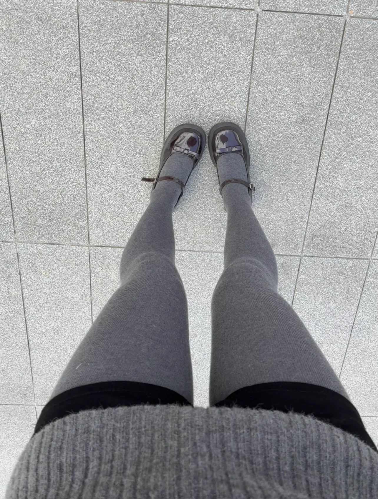 厚黑的好处一方面是保暖 一方面是可以肆无忌惮的穿丁字裤…… https://t.co/nDVGe1I67F