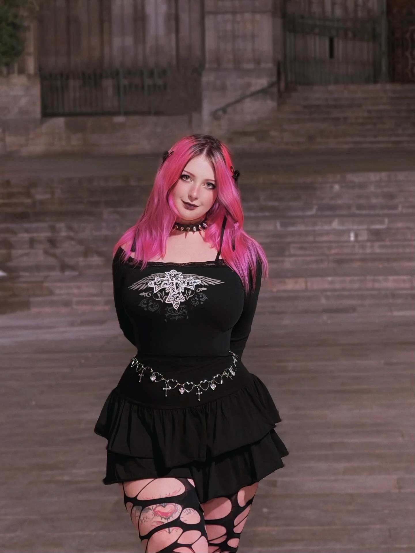 say “yes” if i can send you more goth gf pics :3 🖤 https://t.co/MYwFscPznm