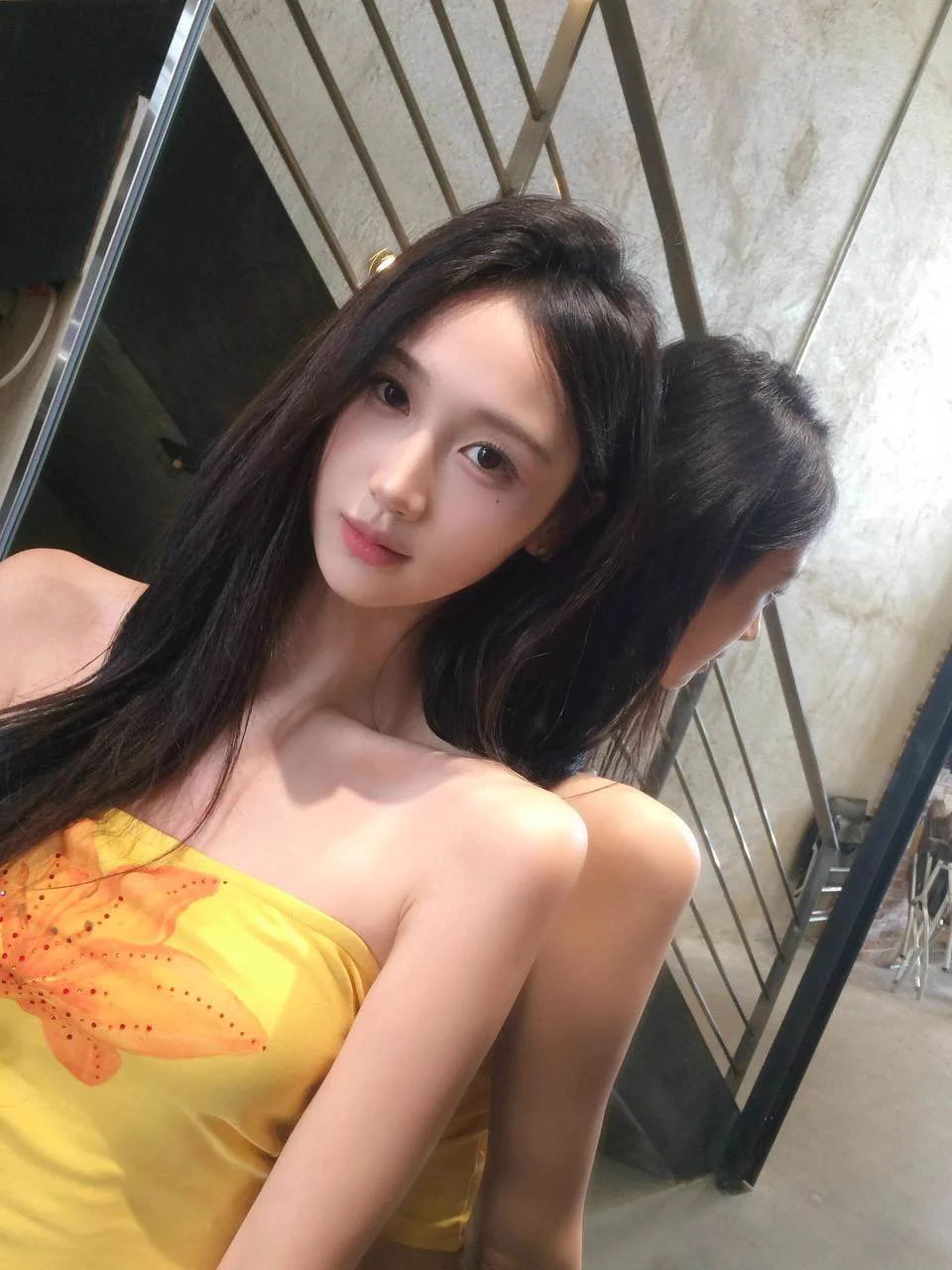 #上海
🌟英国留学生短暂回国兼职
🌟净身高 172 D
🌟可全程英文交流 情商在线 谈吐文雅
🌟天然0整 S型身材 
🌟只见素质有缘人

🛰️：yjb123412
🐧：3559838033
看照门槛🚪100（永久有效）备注zfb口令🧧添加➕
✈️：https://t.co/vKEG6AFQS0 https://t.co/bAUHNgqVDr