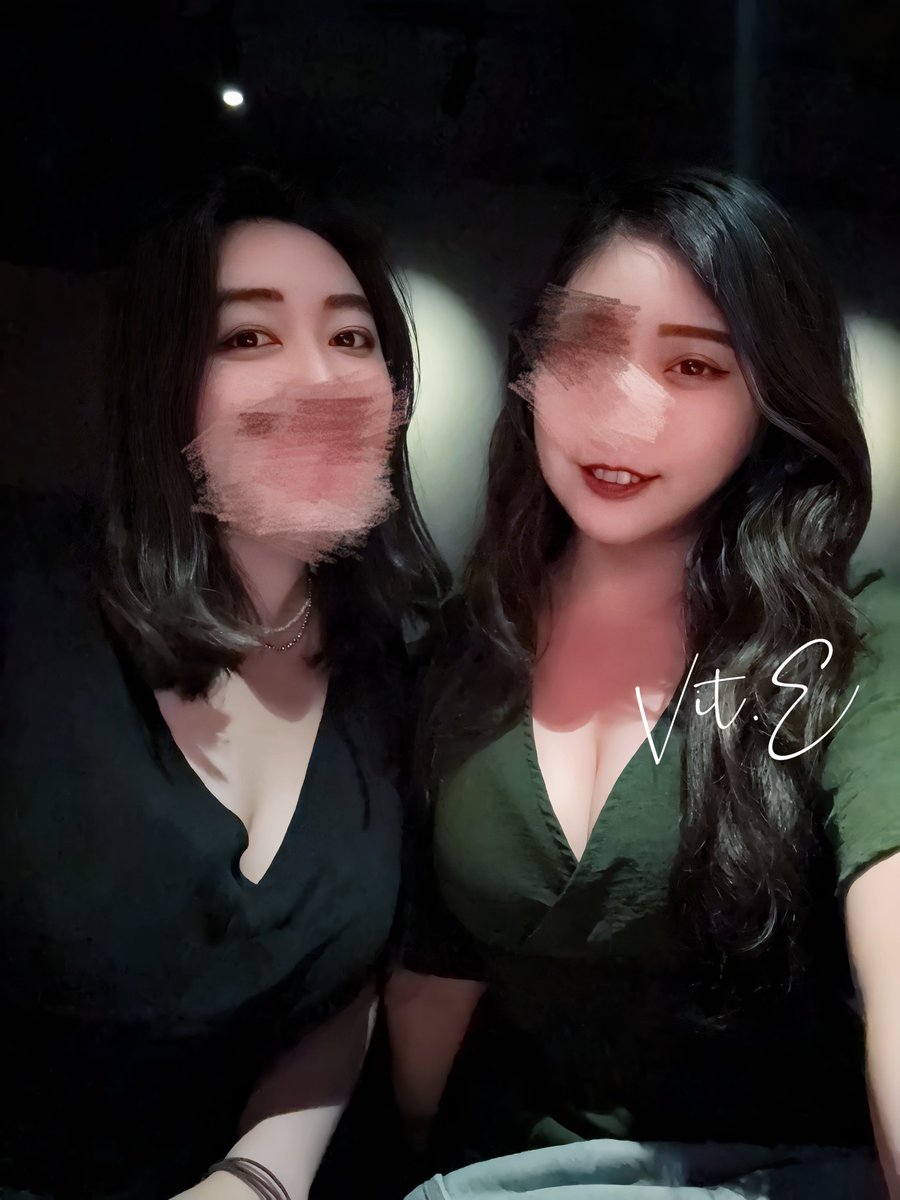 呼吸🩶 @XX_xoxo_xoxo 

月底要一起去釜山🇰🇷慶生
除了機加酒什麼都還沒安排的兩個女人
今天還是只給機票選了位
其他時間都在喝酒聊天(⁎⁍̴̛ᴗ⁍̴̛⁎) https://t.co/v1OQ1ALNEC