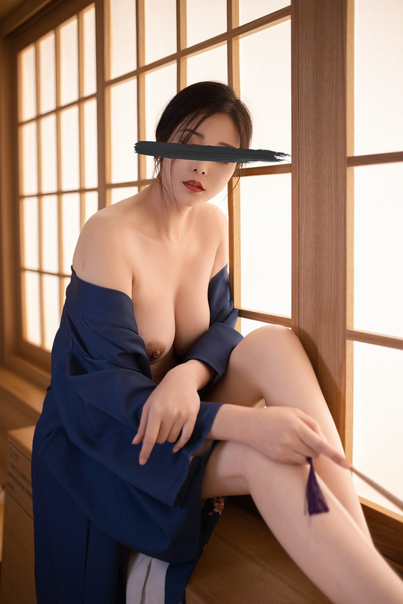 我给你我的寂寞、我的黑暗、我心里的渴望。我试图用困惑、危险、失败来打动你。
出镜：@byxiaomiao
同行：@qingjiaowoxiaoq
投：@Fengsiyuan
#sexy #写真集 #和服 https://t.co/ATo2SITy7X