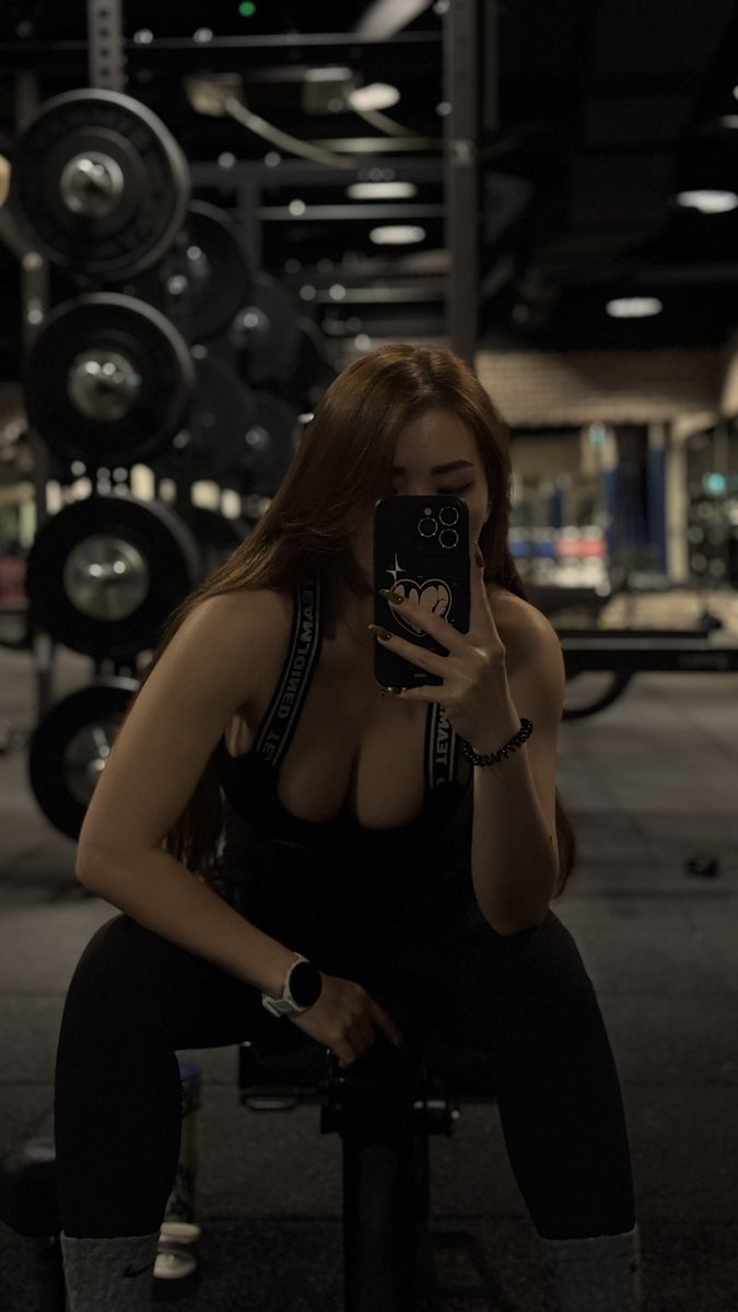 今日菜單：健身仔擺拍 https://t.co/1hYeaoZ4av