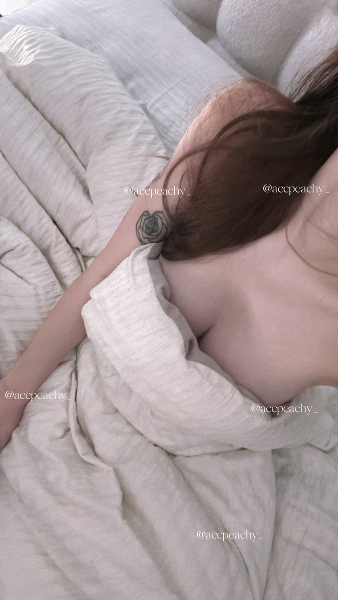 ตื่นมาโครตจุก 🥺 https://t.co/rxWyPX3kA5