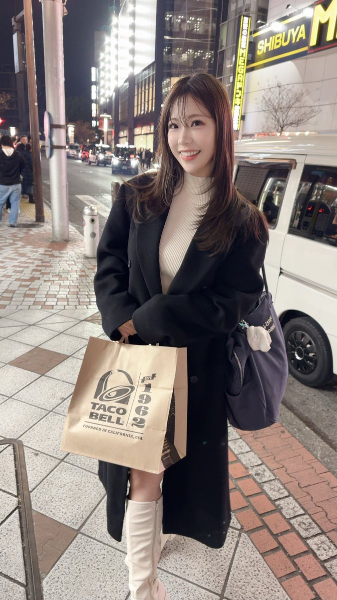 タコベルさんの撮影してきたよ🔔💜
第二弾のコラボ商品お楽しみに♩

12月19日に1日店長もやります☺︎ https://t.co/fwphkMrA5k