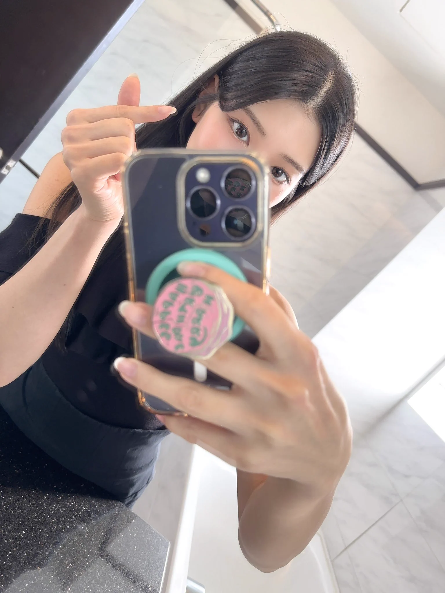 🫰🏻 https://t.co/YoupQZ6m7J