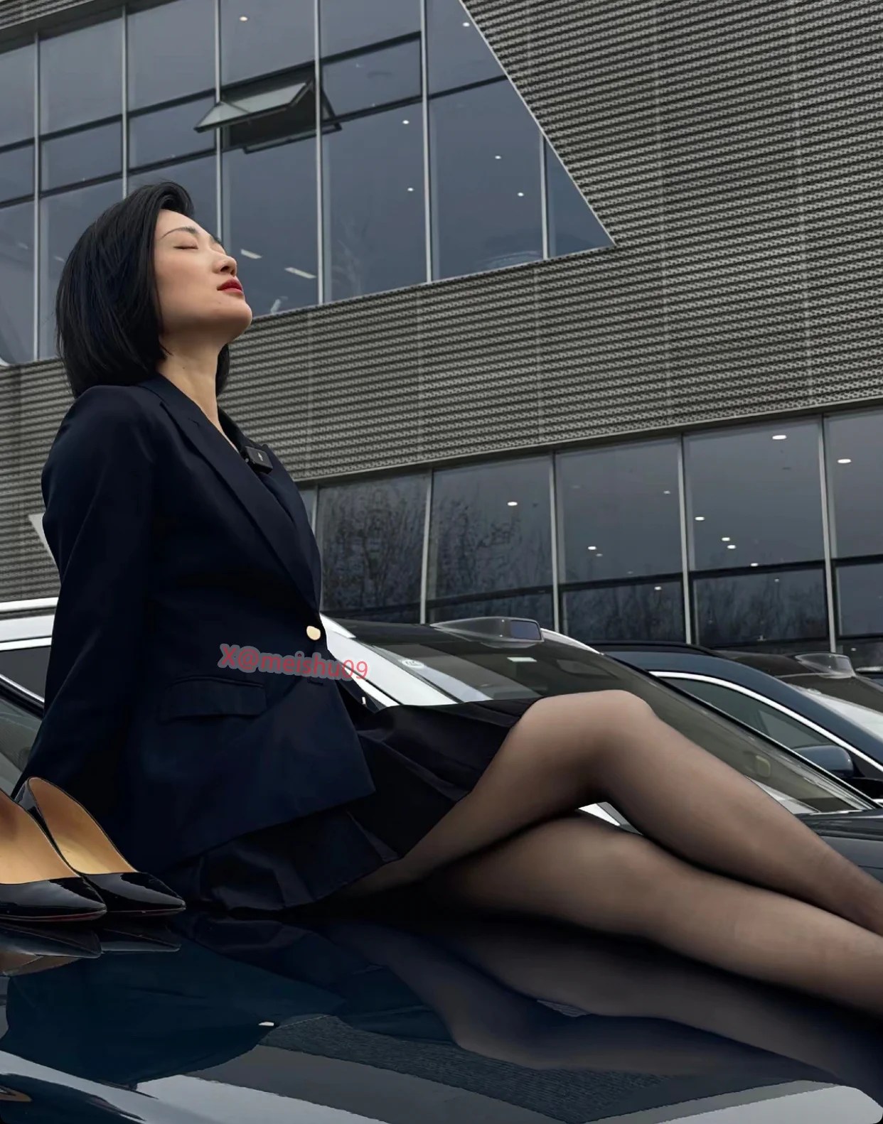 我高喊着无爱者自由，可余光还是看向了被爱者 https://t.co/OJrhCpc7yC