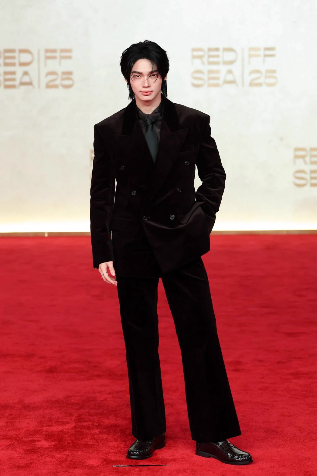 “วิน เมธวิน” เข้าร่วมงาน Red Sea International Film Festival 2025 ณ ประเทศซาอุดีอาระเบีย เมื่อวันที่ 4 ธันวาคมที่ผ่านมา

Red Sea International Film Festival 2025
Culture Square, Al Balad, Jeddah, Saudi Arabia

#RedSeaIFF #RedSeaIFF25 
#ForTheLoveOfCinema #RedSeaIFF25xWIN #winmetawin #GMMTV