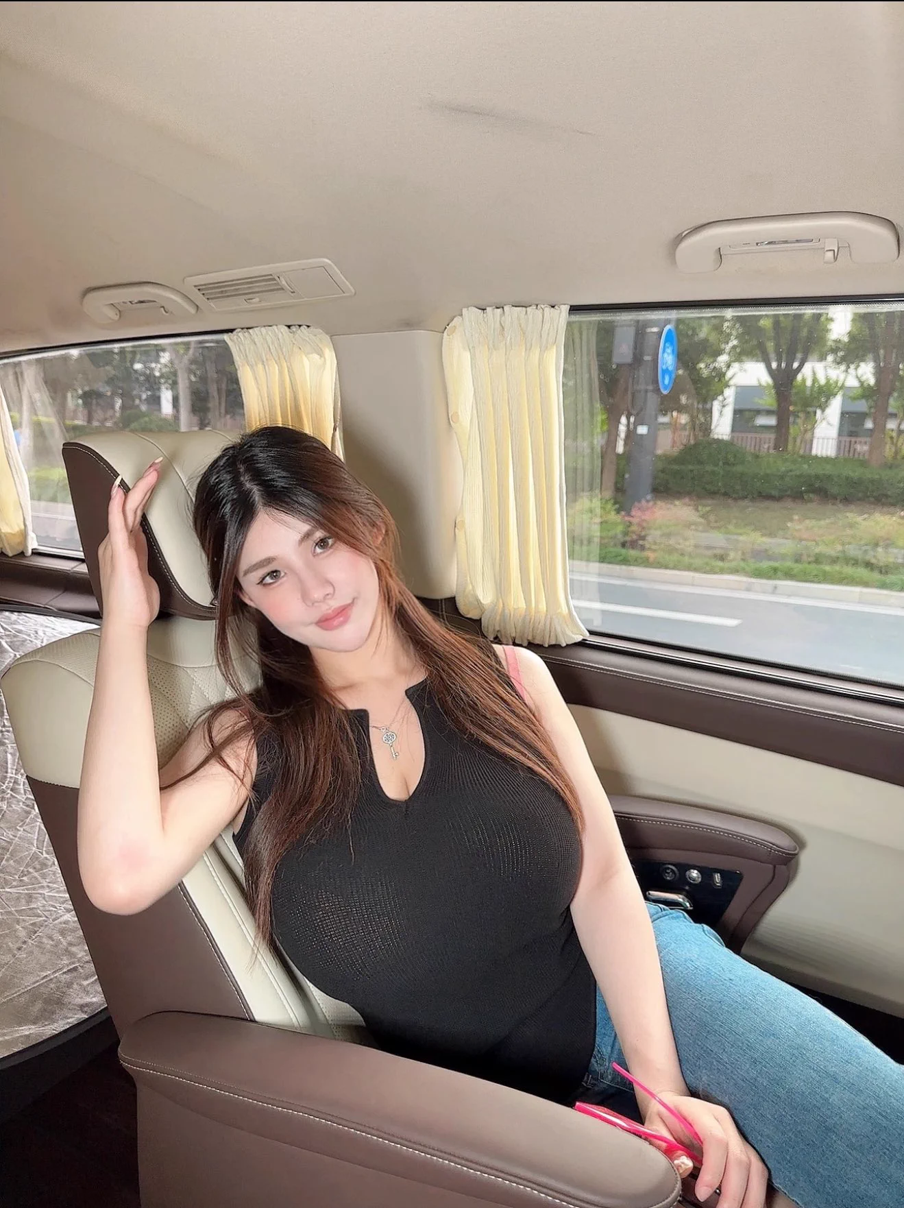 瘦子大 胖子🐔小？ https://t.co/s1toXZlPfY