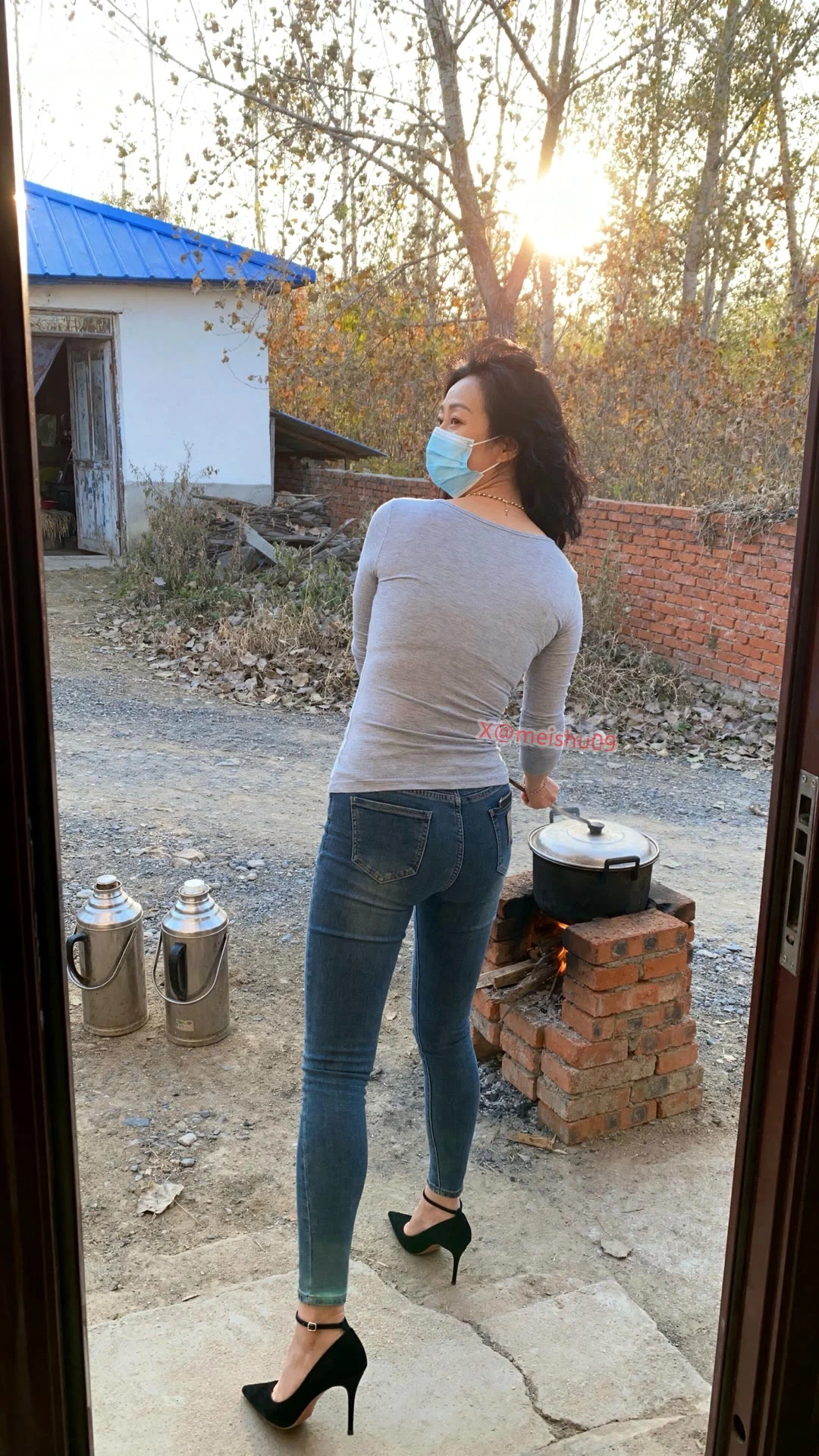 我形容不出有多难过但我知道我不快乐。 https://t.co/BSKqNeT9ik