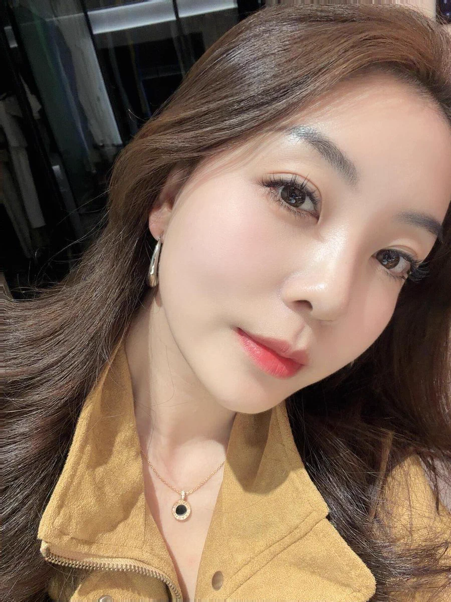 #聊城   单亲带娃 35岁。找p y但不考虑结婚，不越界、不添麻烦，已婚也不介意！有成熟、健康的男士么？ 认证后可搭讪 #山东找p友 https://t.co/vwsiNgxZkr