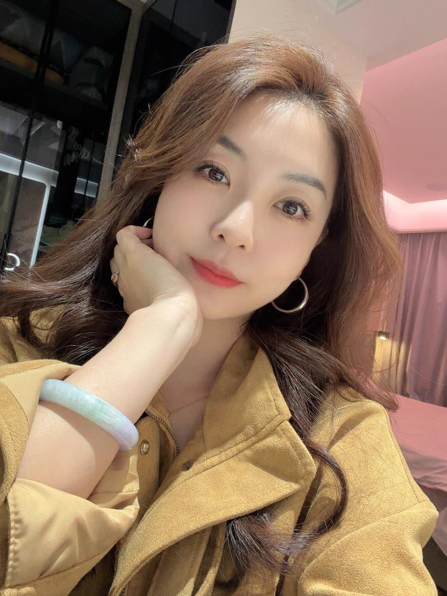 #聊城   单亲带娃 35岁。找p y但不考虑结婚，不越界、不添麻烦，已婚也不介意！有成熟、健康的男士么？ 认证后可搭讪 #山东找p友 https://t.co/vwsiNgxZkr