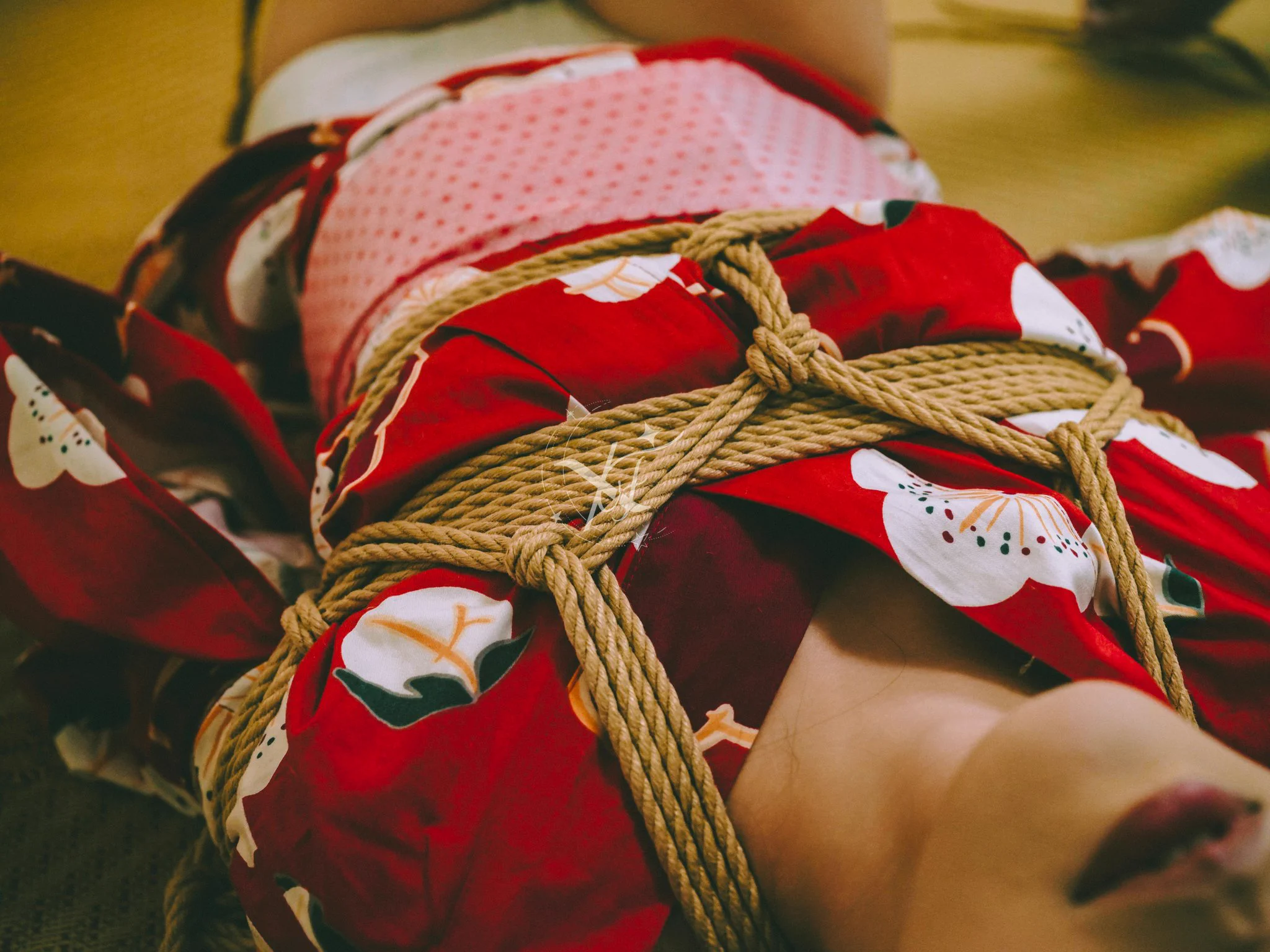 预告
投稿@fengsiyuan

#绳缚紧缚   #bdsmِ #shibari  #济南 https://t.co/78VkpTlnfd