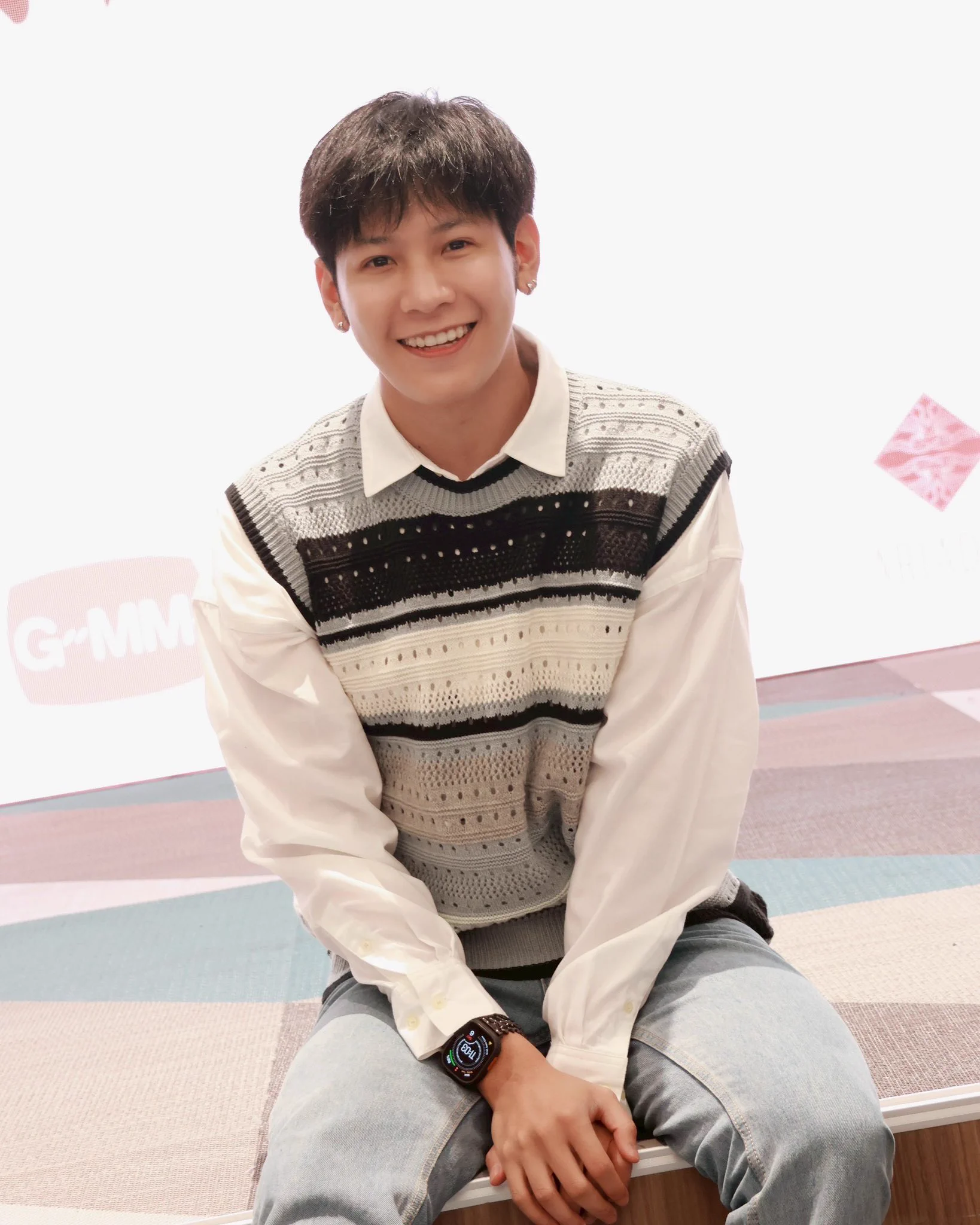 今天我们就要见面了！大家都准备好了吗？一起来拥有趣时光吧

วันนี้เราจะได้เจอกันแล้วนะครับ 
พร้อมกันหรือยังครับ 
แล้วมาสนุกไปด้วยกันนะครับ ❤️

#SingtoWarmWinterinShanghai 
#SingtoFansign
#GMMTV @stjinx_maya https://t.co/qxh8b0V0zs