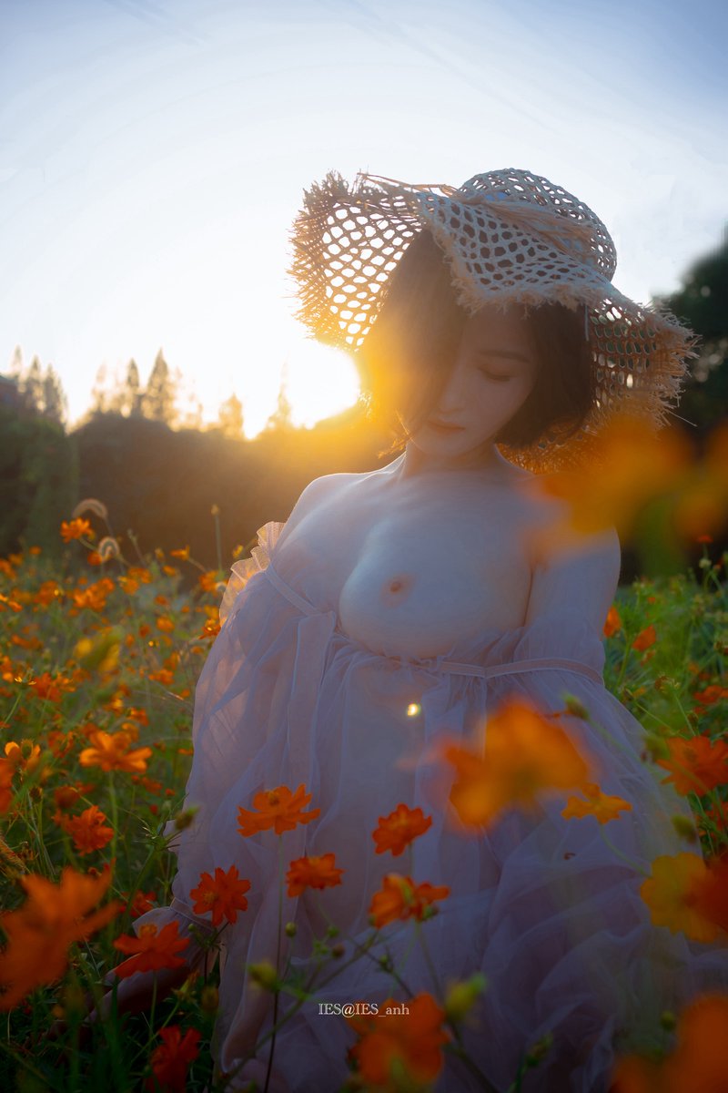 也许不同的季节会爱上不同的花。

出镜@jbny5413 https://t.co/tt66czbA85