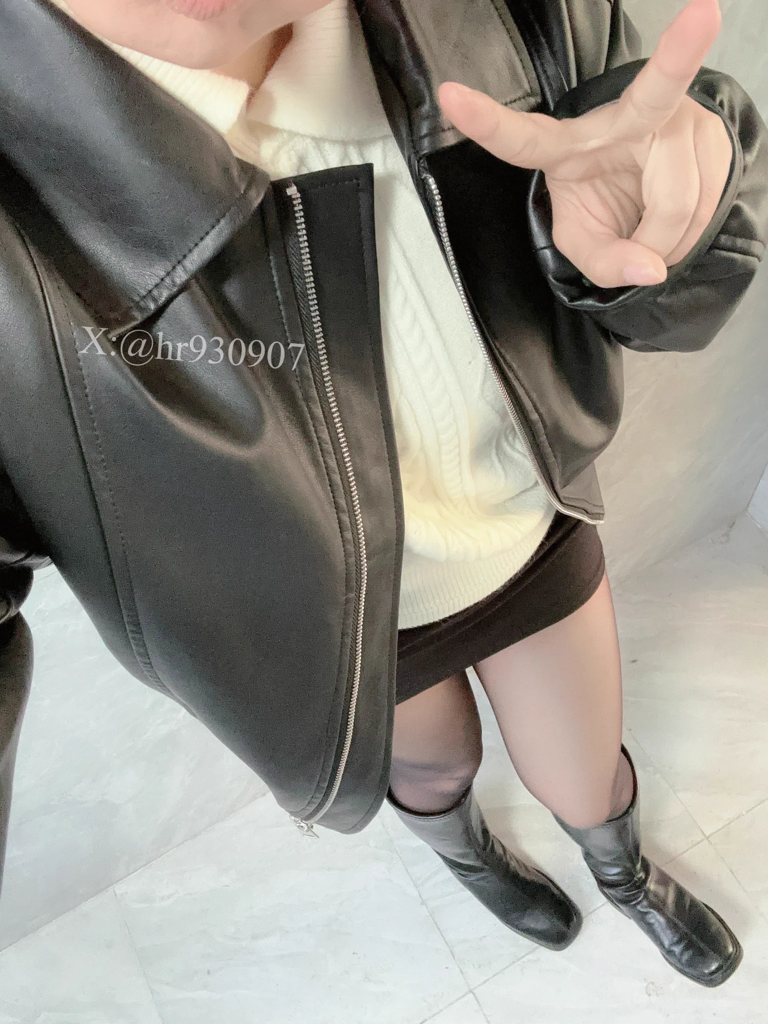 晒晒太阳，那里真的太潮了
@Xiaoxiaofoer 
@MitsumeDoji 
@OoniDevil
@TaoHuaBang https://t.co/YV84ovVS0i