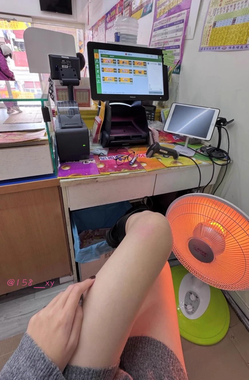 可憐的單身女子
有人要來探班嗎🥲 https://t.co/zWmTldkbuc